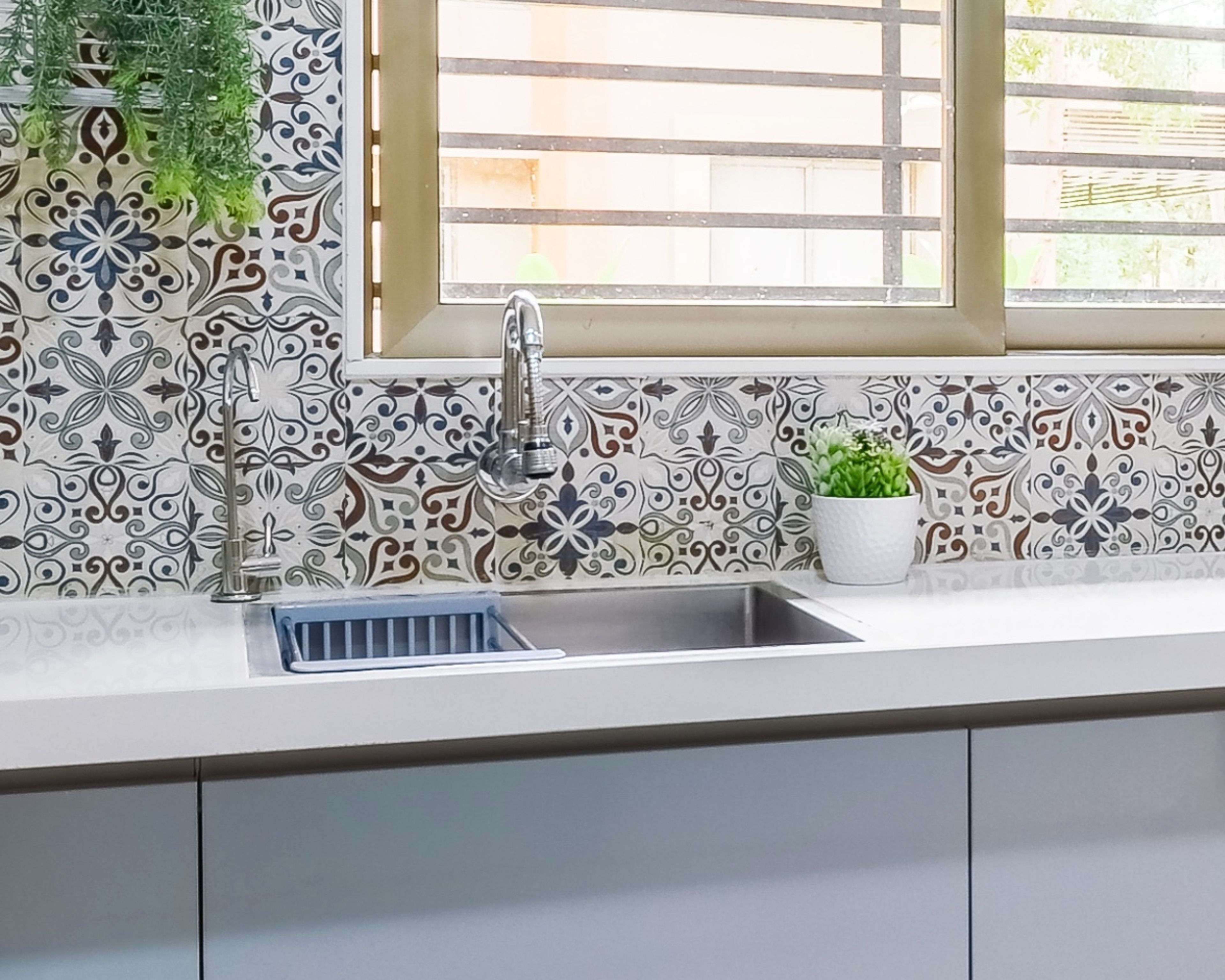 Single Bowl Modern Top Mount Kitchen Sink