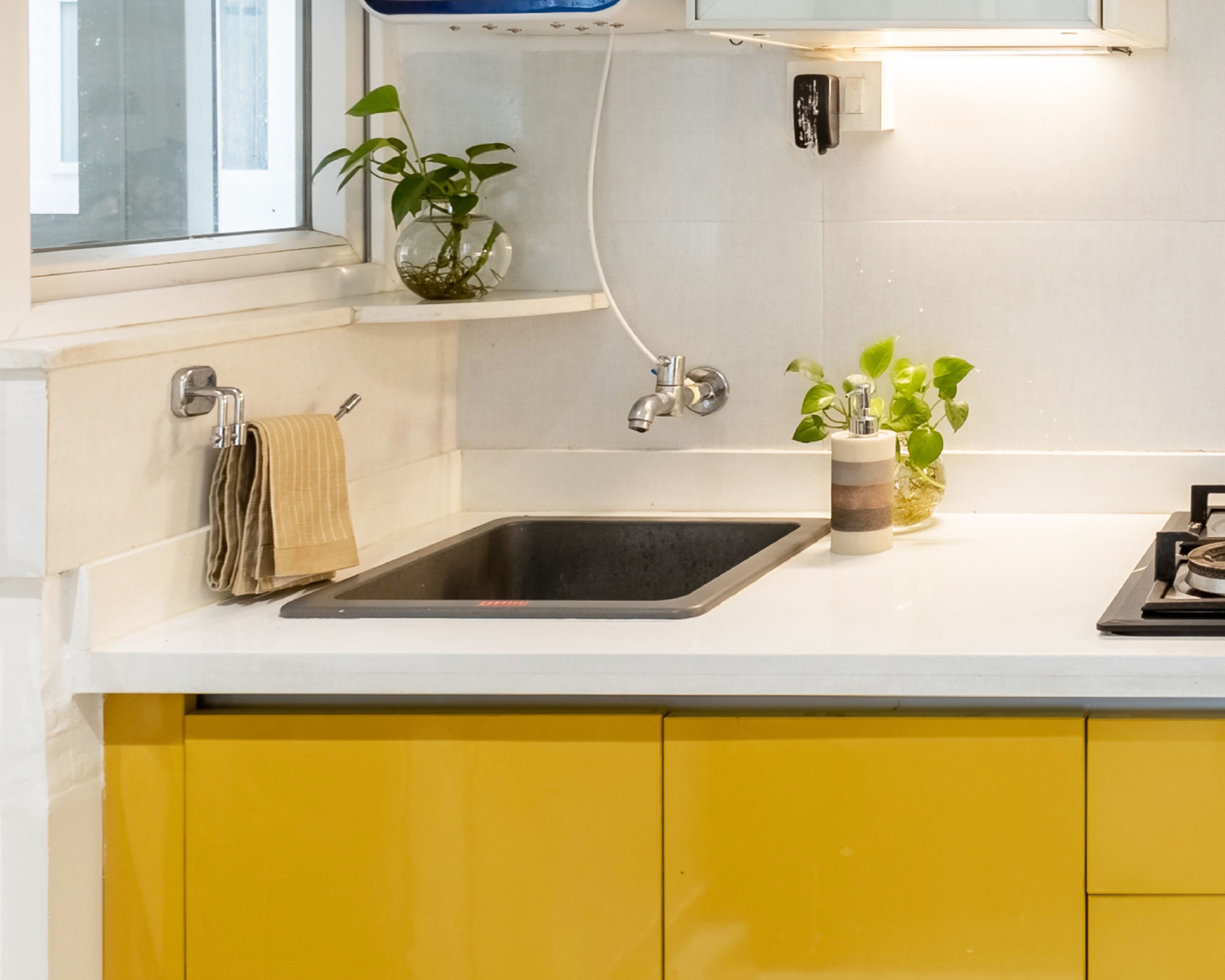 Top Mount Modern Kitchen Sink With Single Bowl And Yellow Cabinets