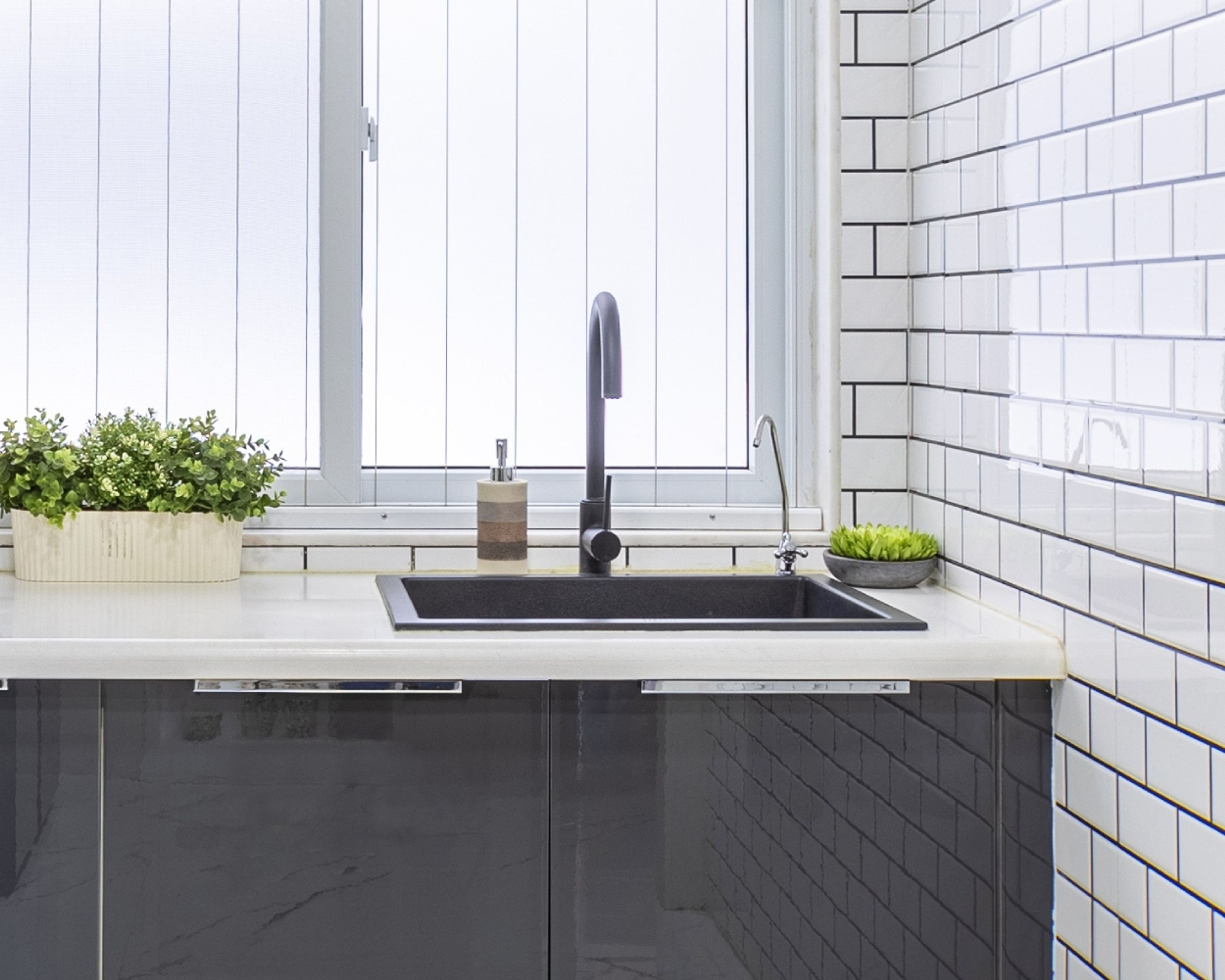 Modern Top Mount Grey Quartz Kitchen Sink With Single Bowl