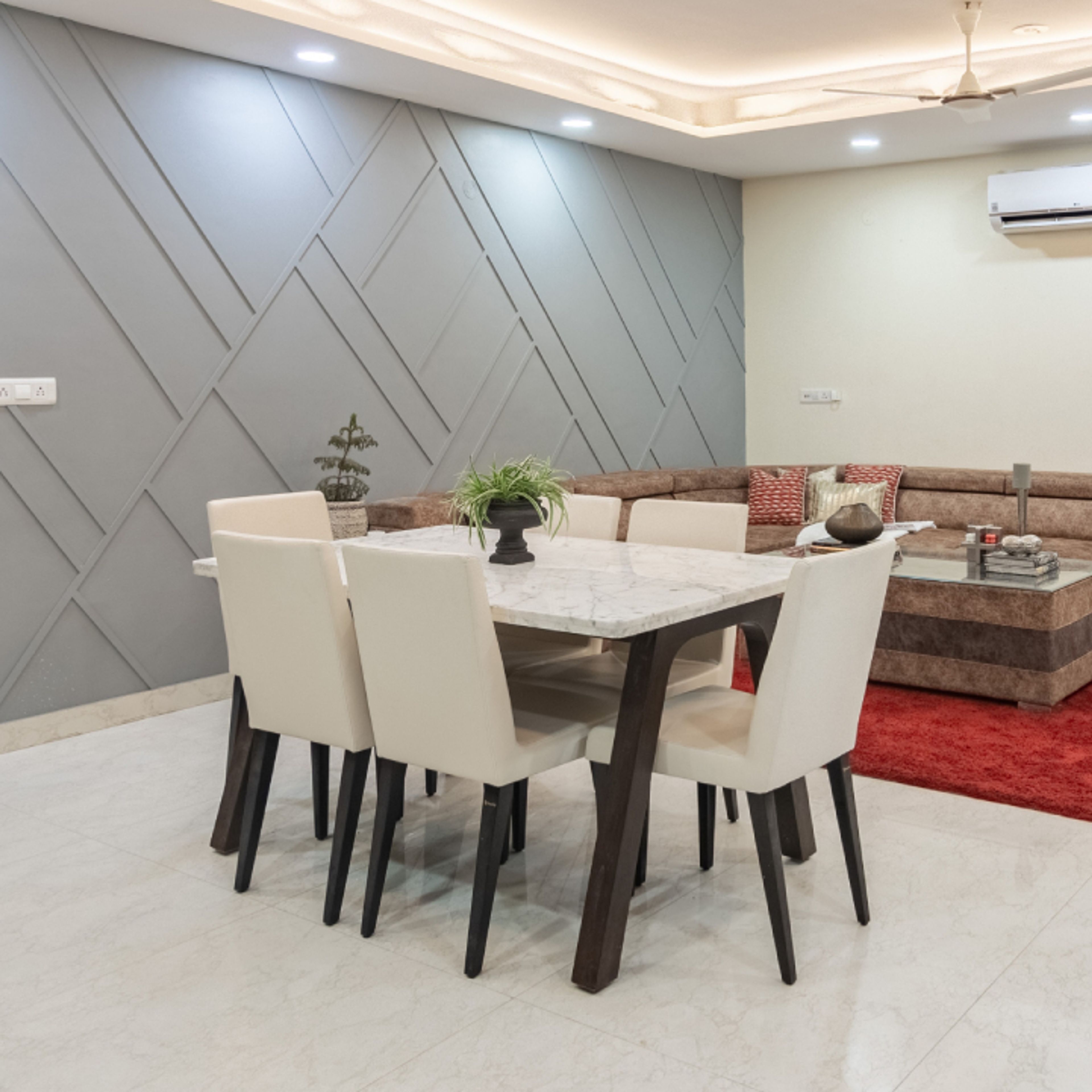 6-Searer Dining Room With Marble Tabletop - Livspace