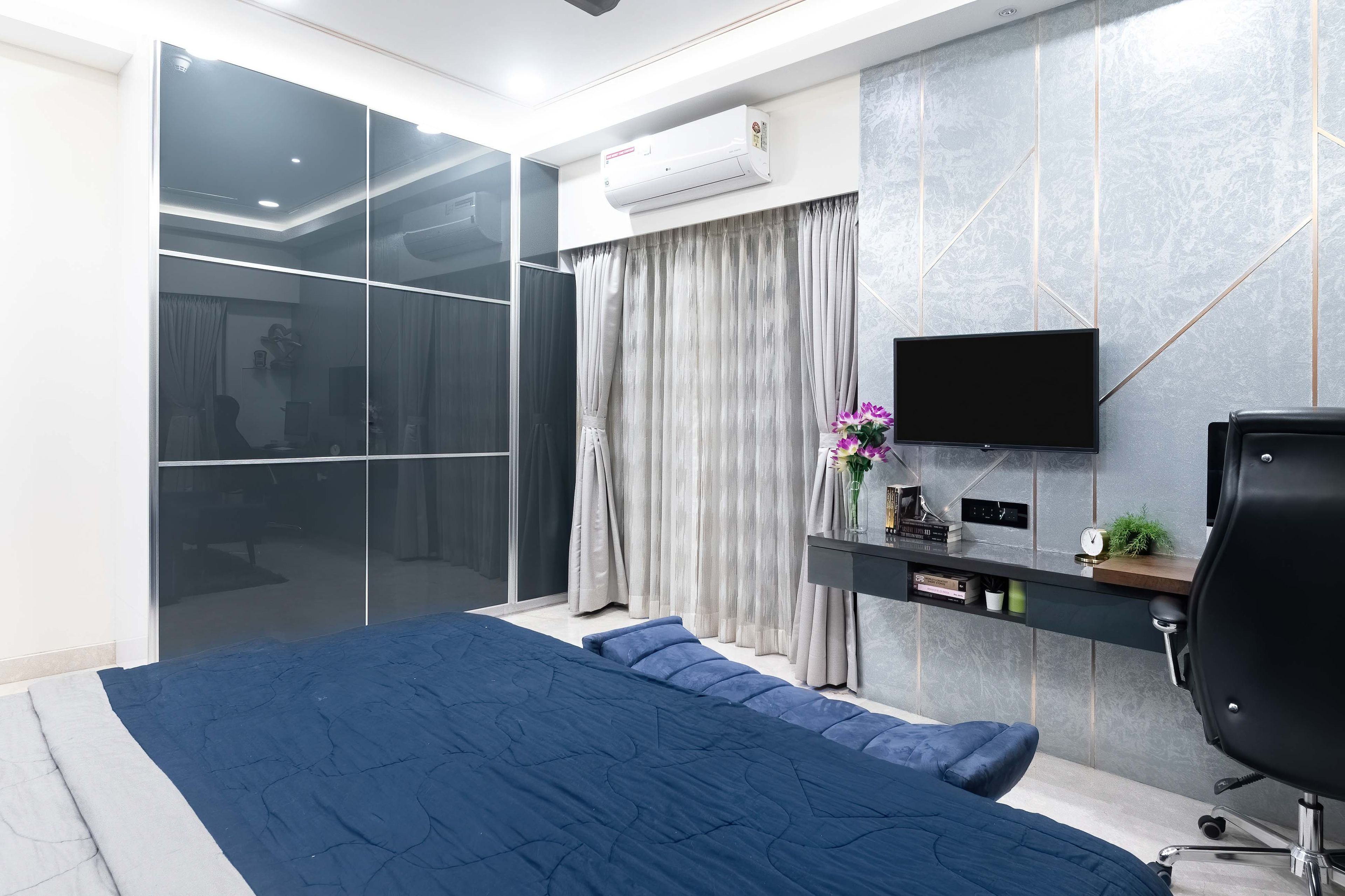 Grey glossy 2-door sliding wardrobe for the master bedroom - Livspace