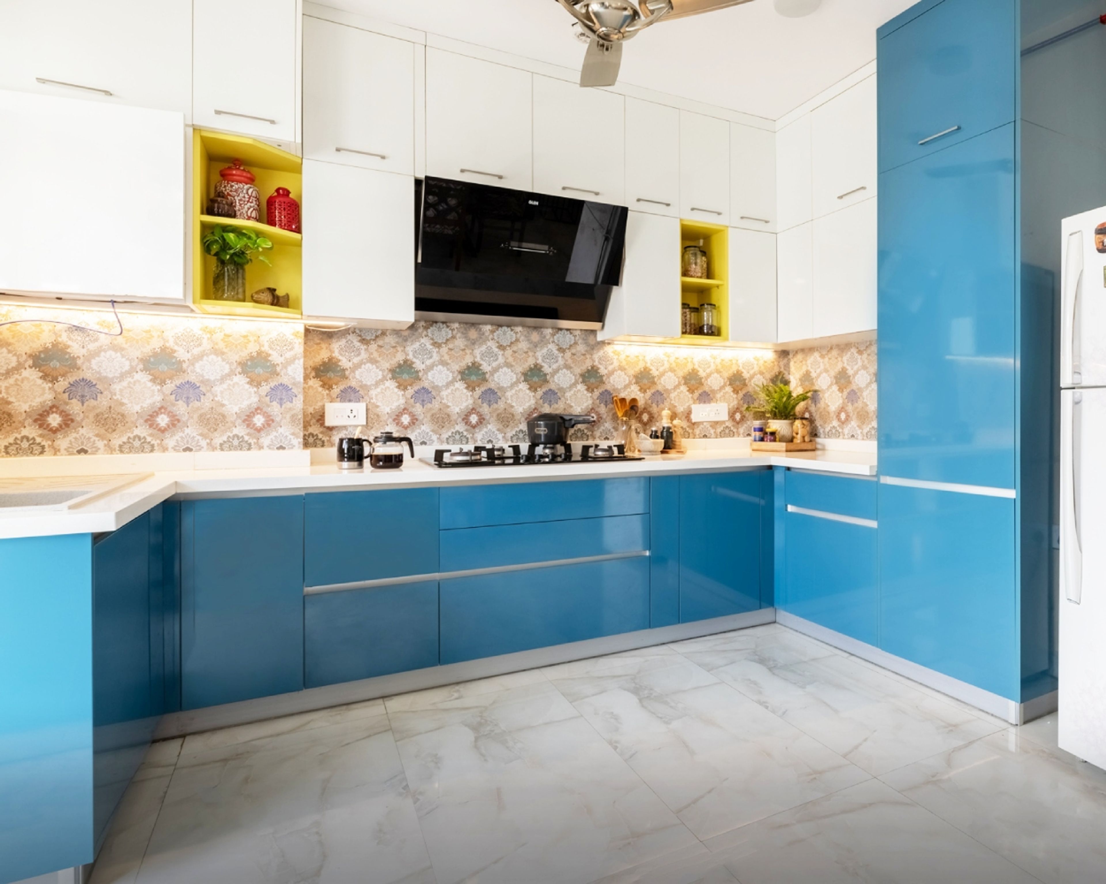 Modern Rectangle White-Grey And Brown Flooring Design