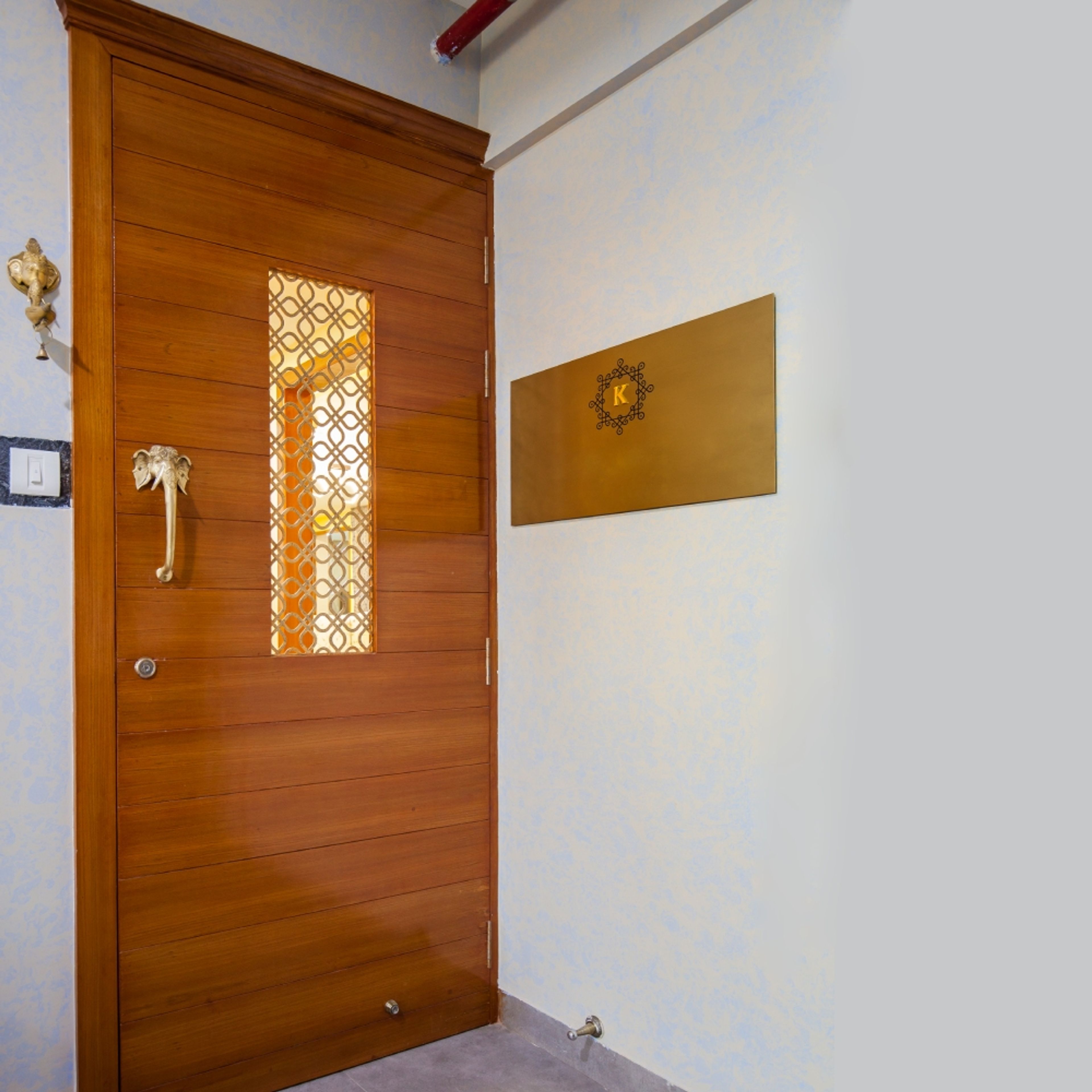 Single Swing Door Design