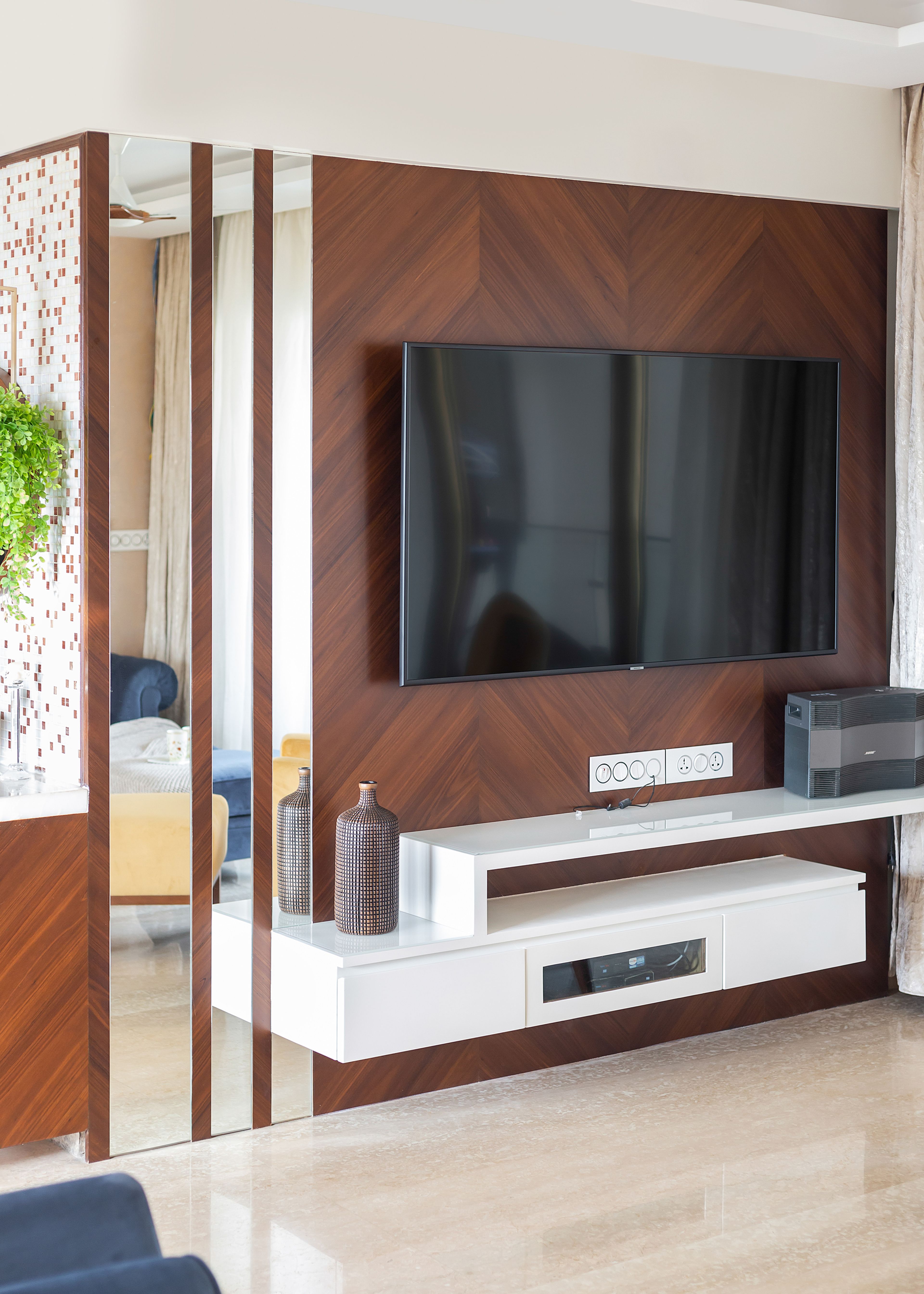 Contemporary Living Room - Livspace