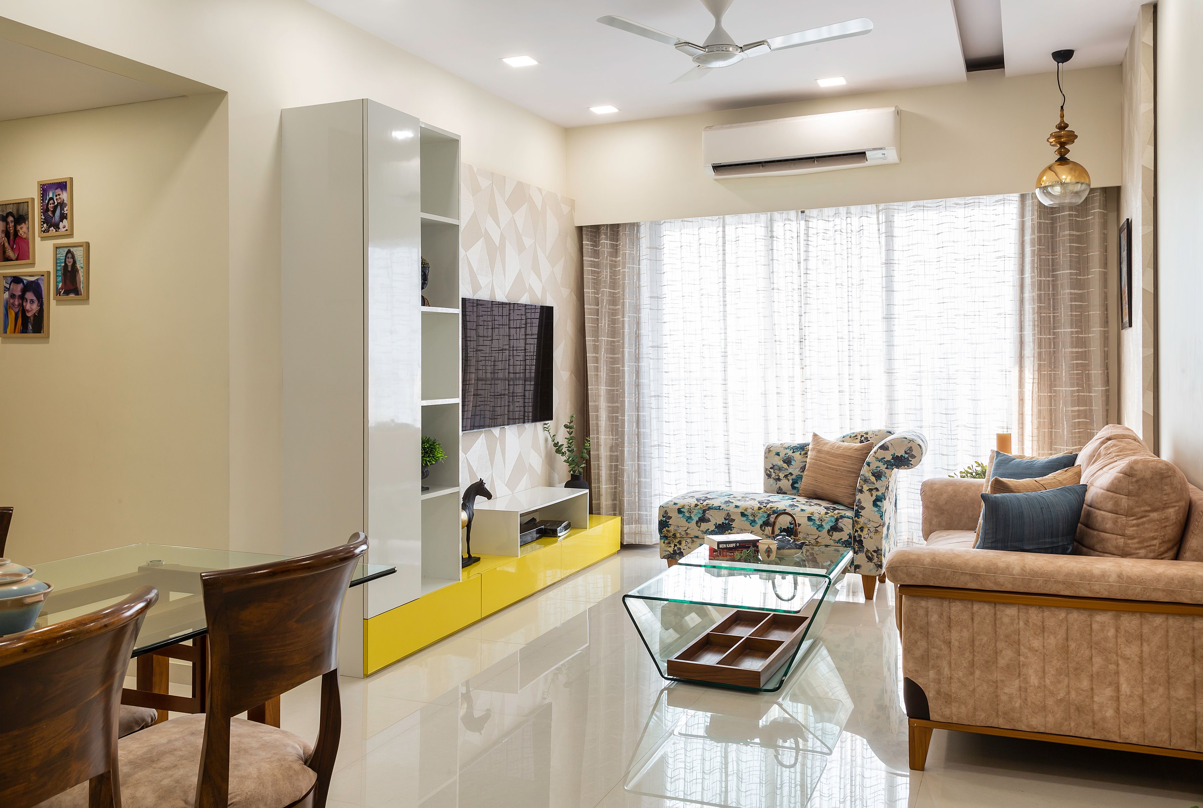 Modern Living Room - Livspace