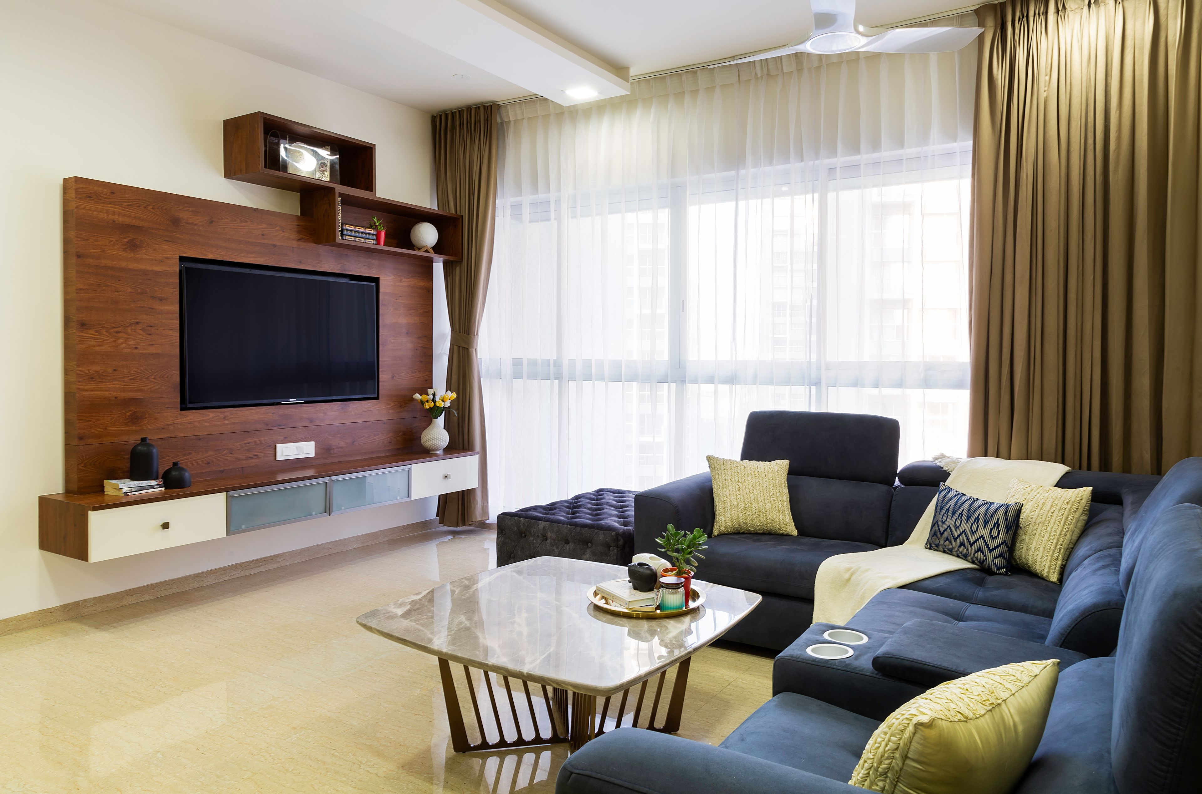 Modern Living Room - Livspace