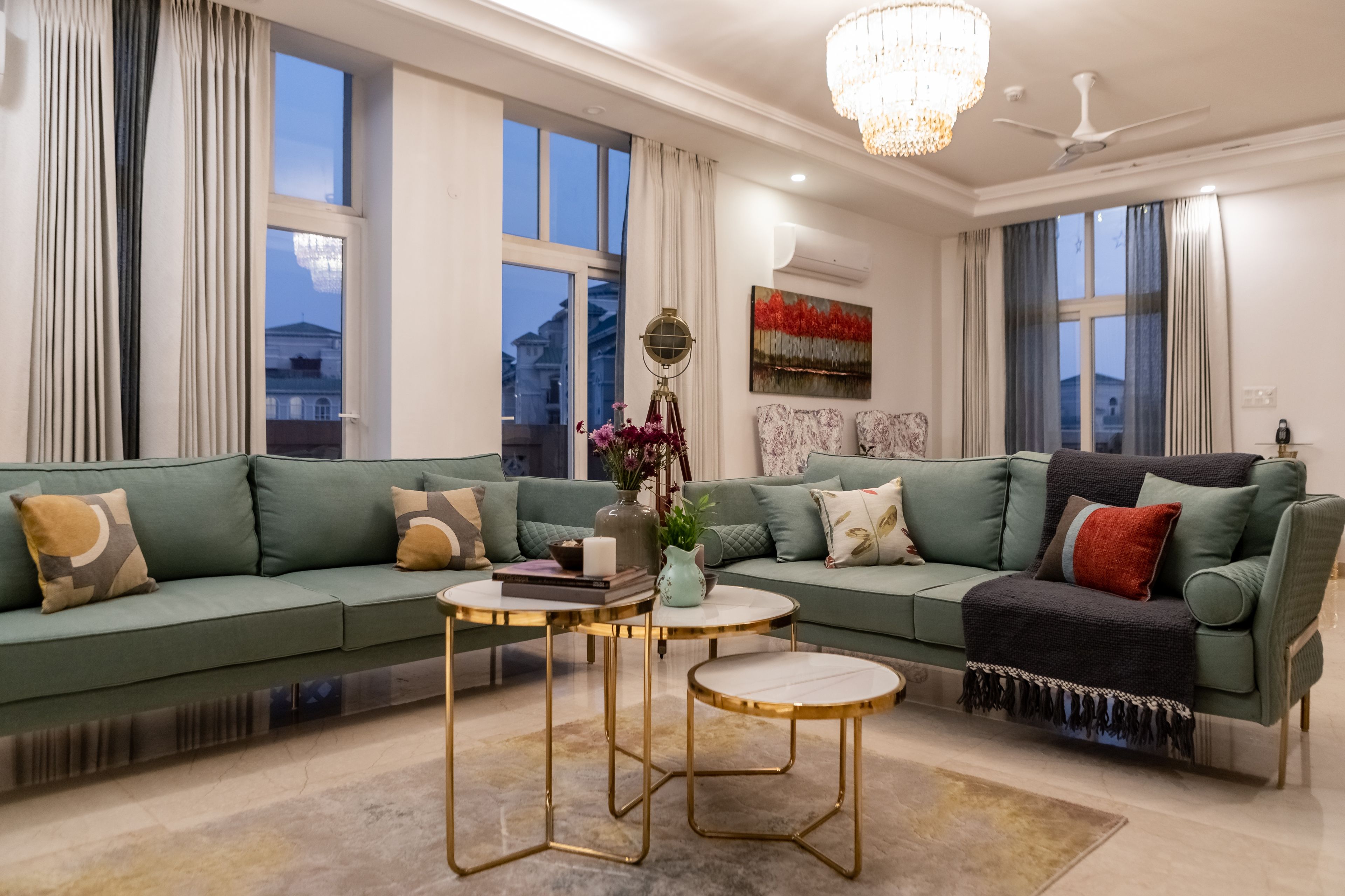 Classic Living Room - Livspace