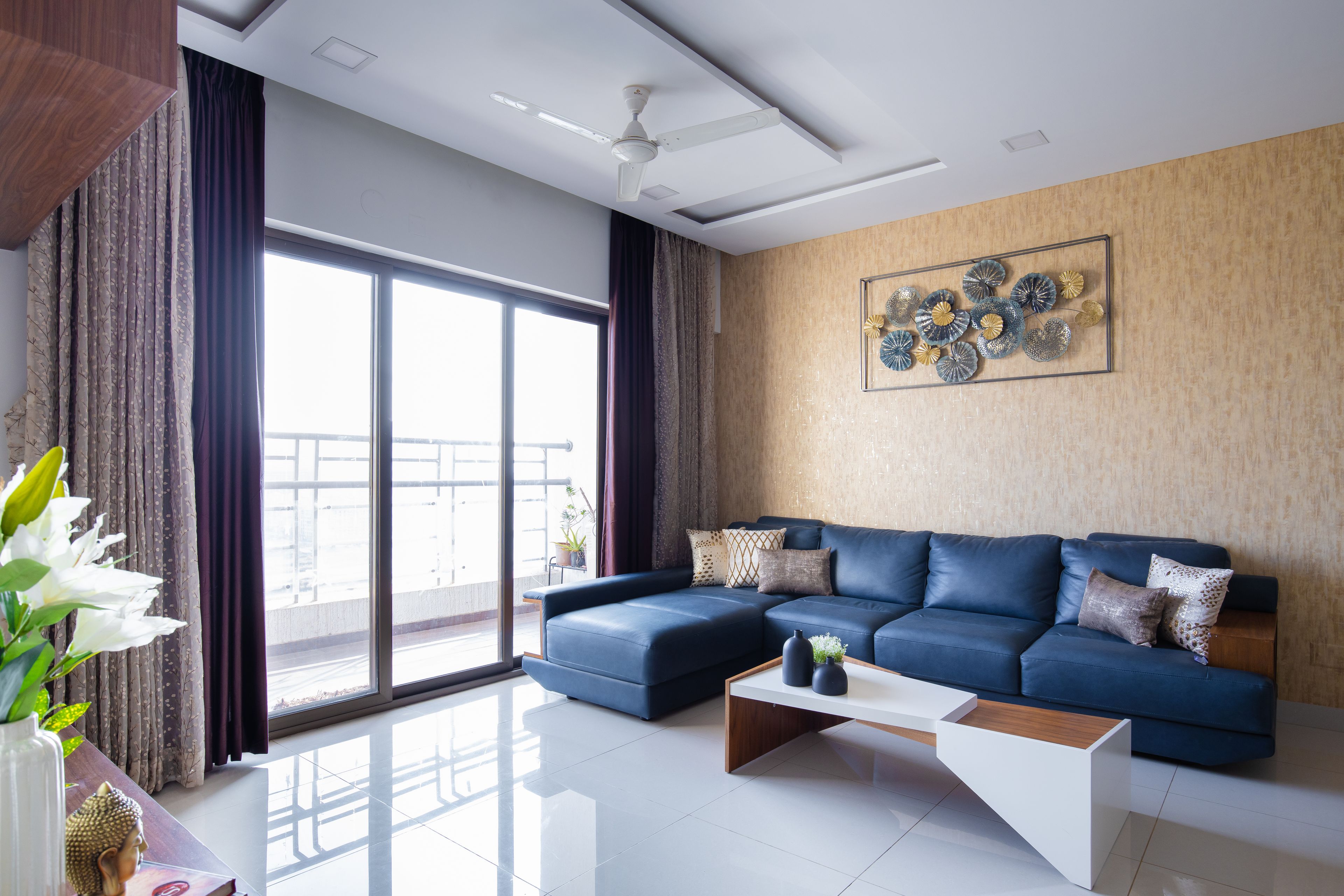 Spacious Living Room - Livspace