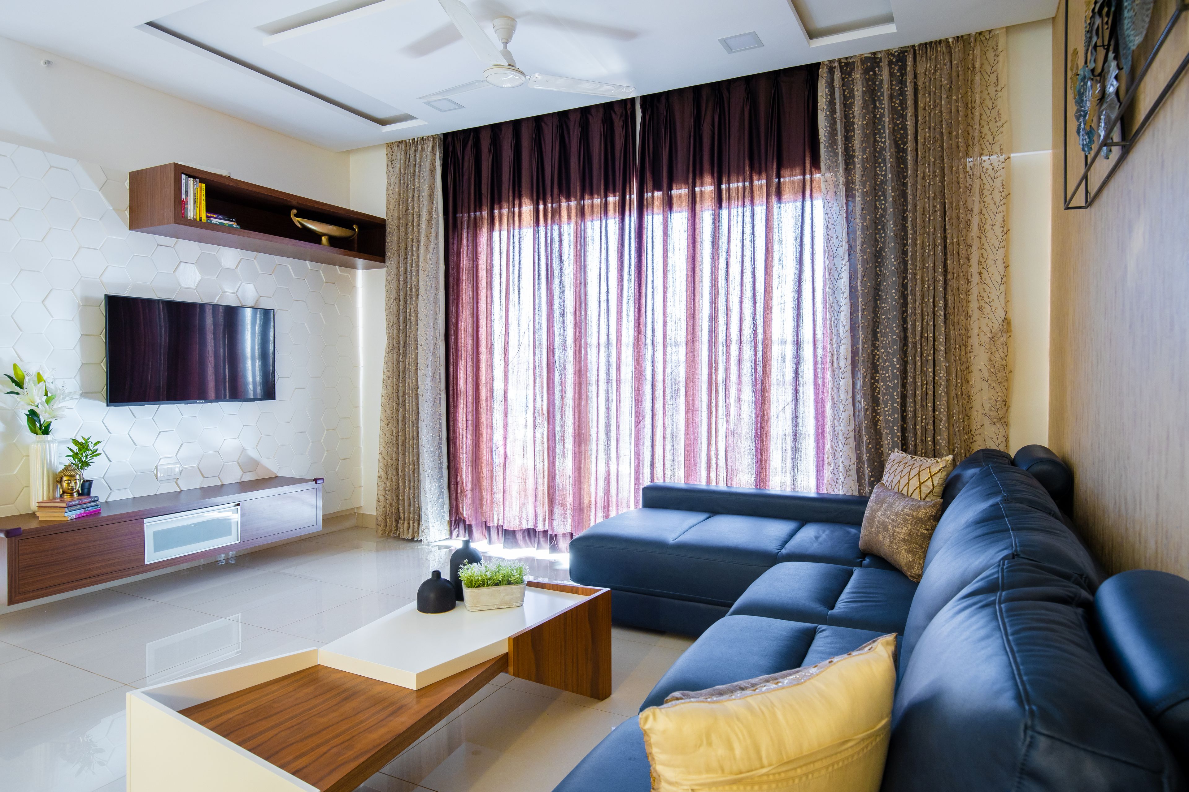 Modern Style Spacious Living Room