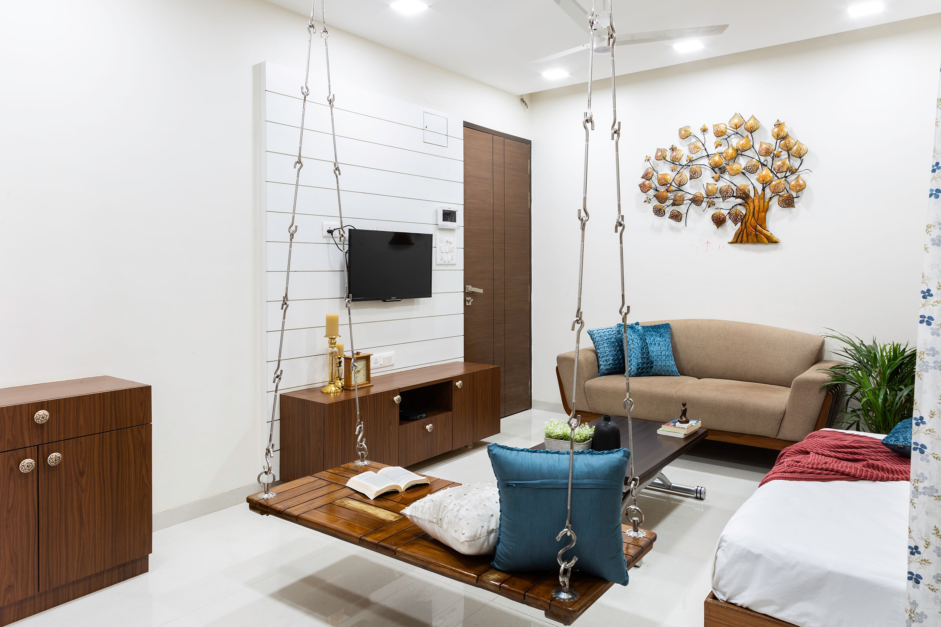 Modern Style Spacious Living Room