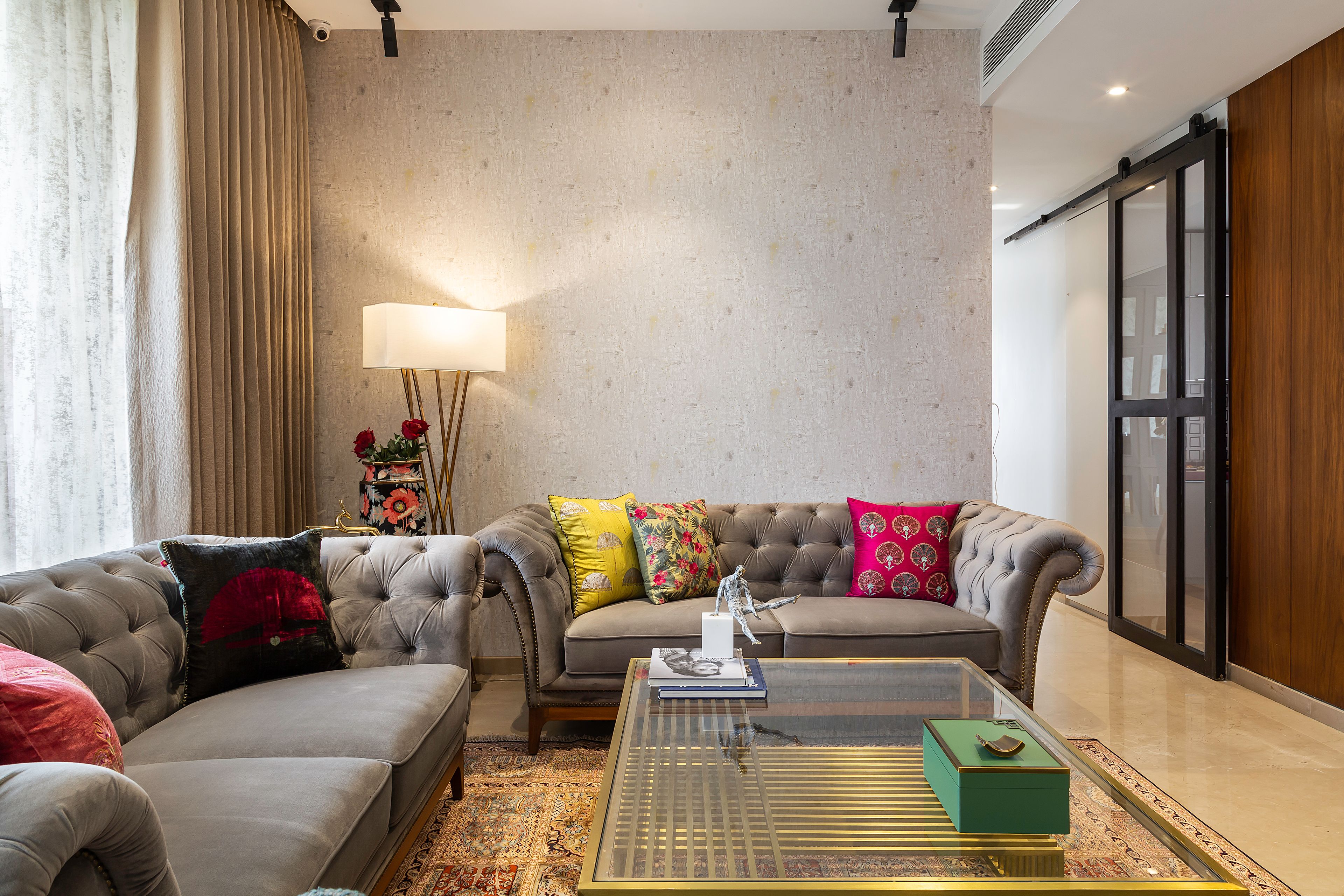 Spacious Living Room - Livspace