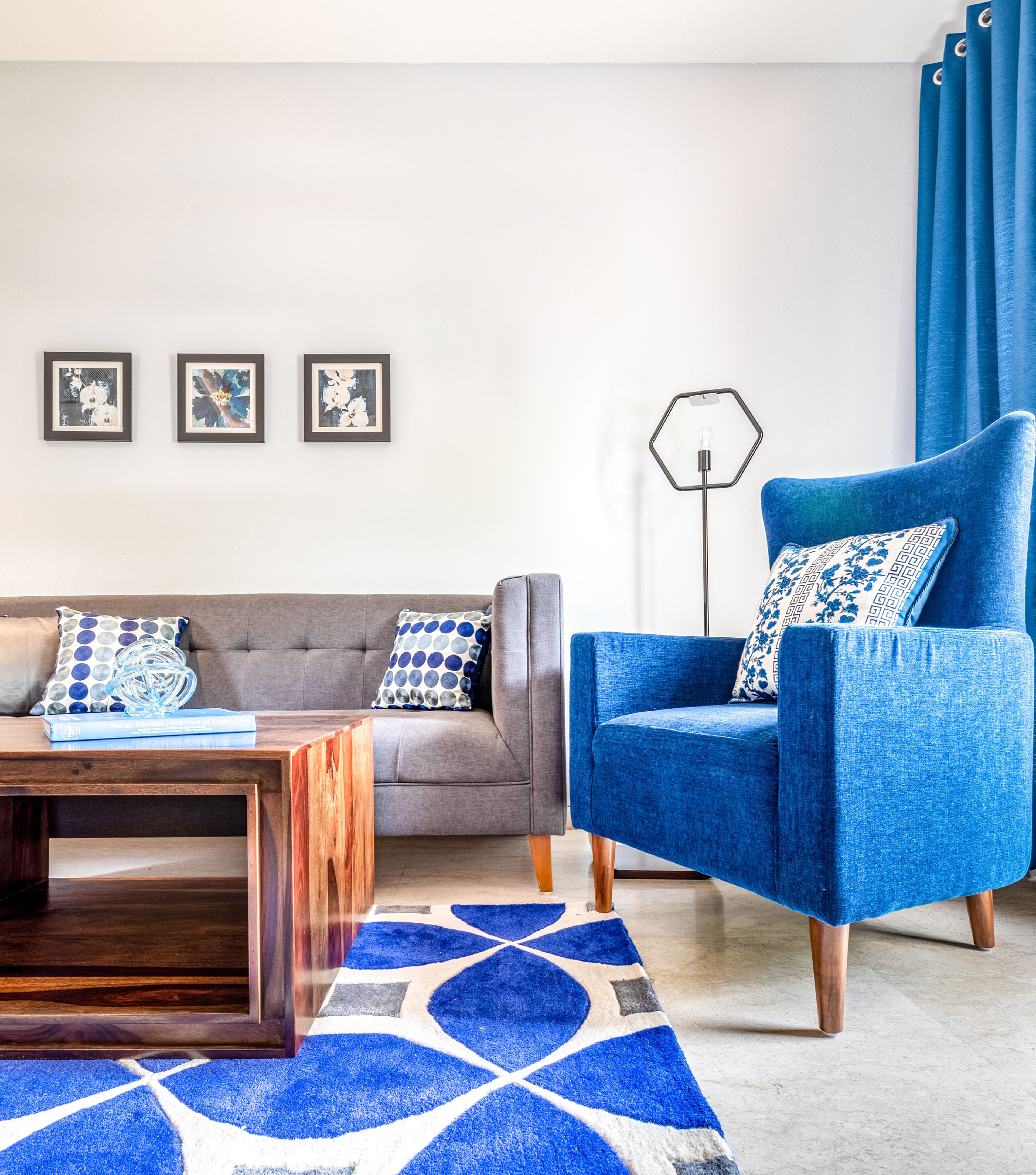 Spacious Living Room - Livspace