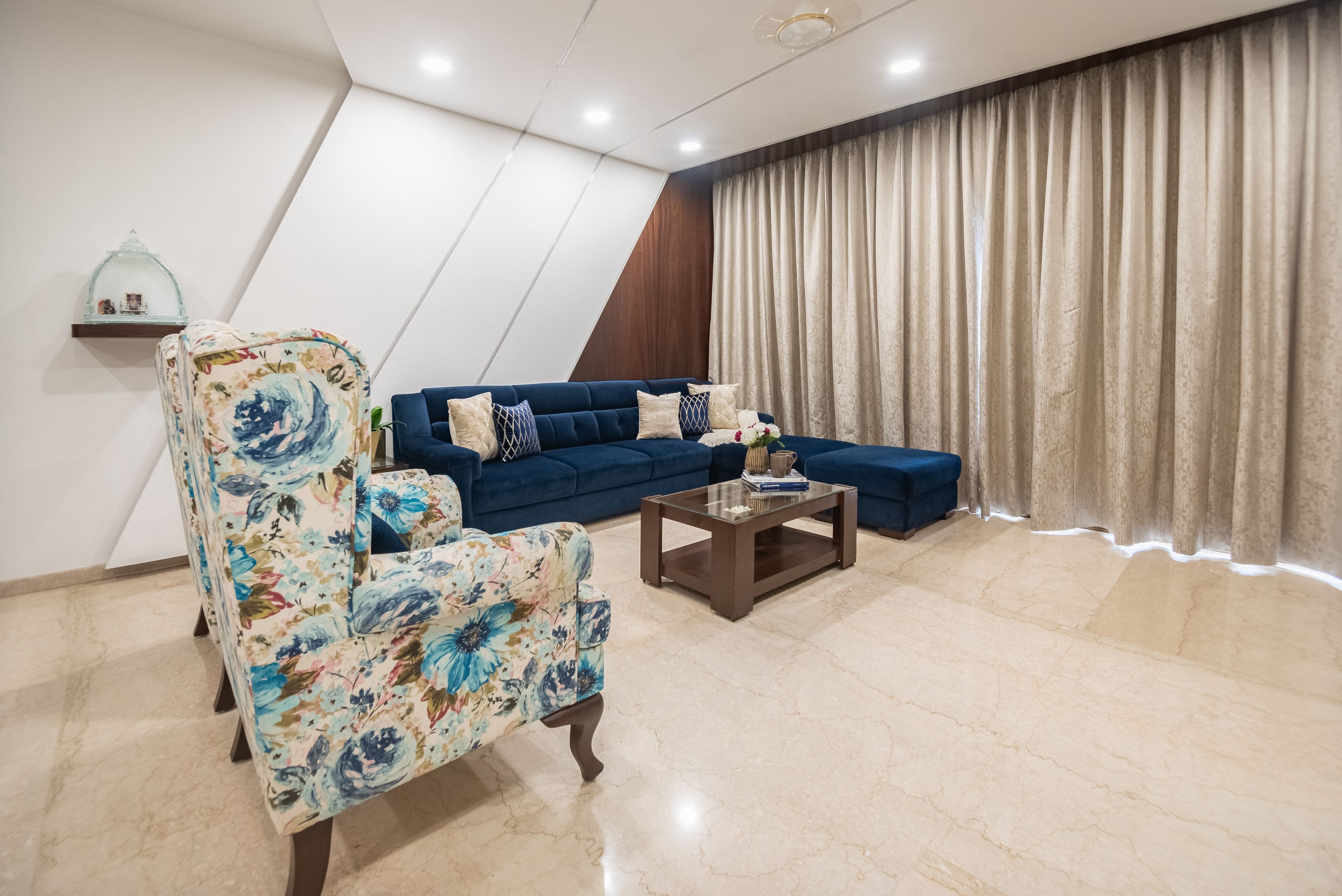 Spacious Living Room - Livspace