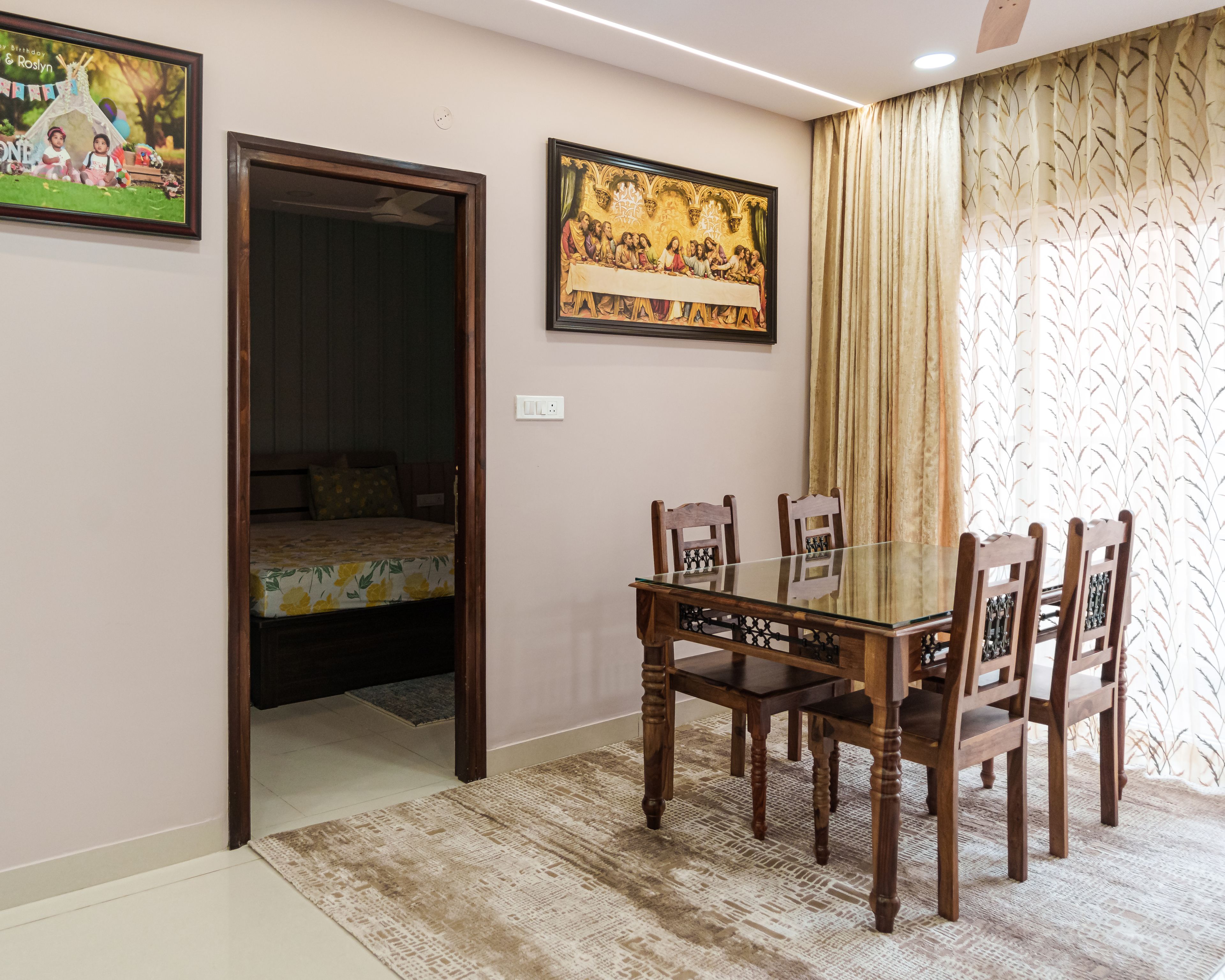 Dining Room Design with 4-Seater Glass Top Dining Table