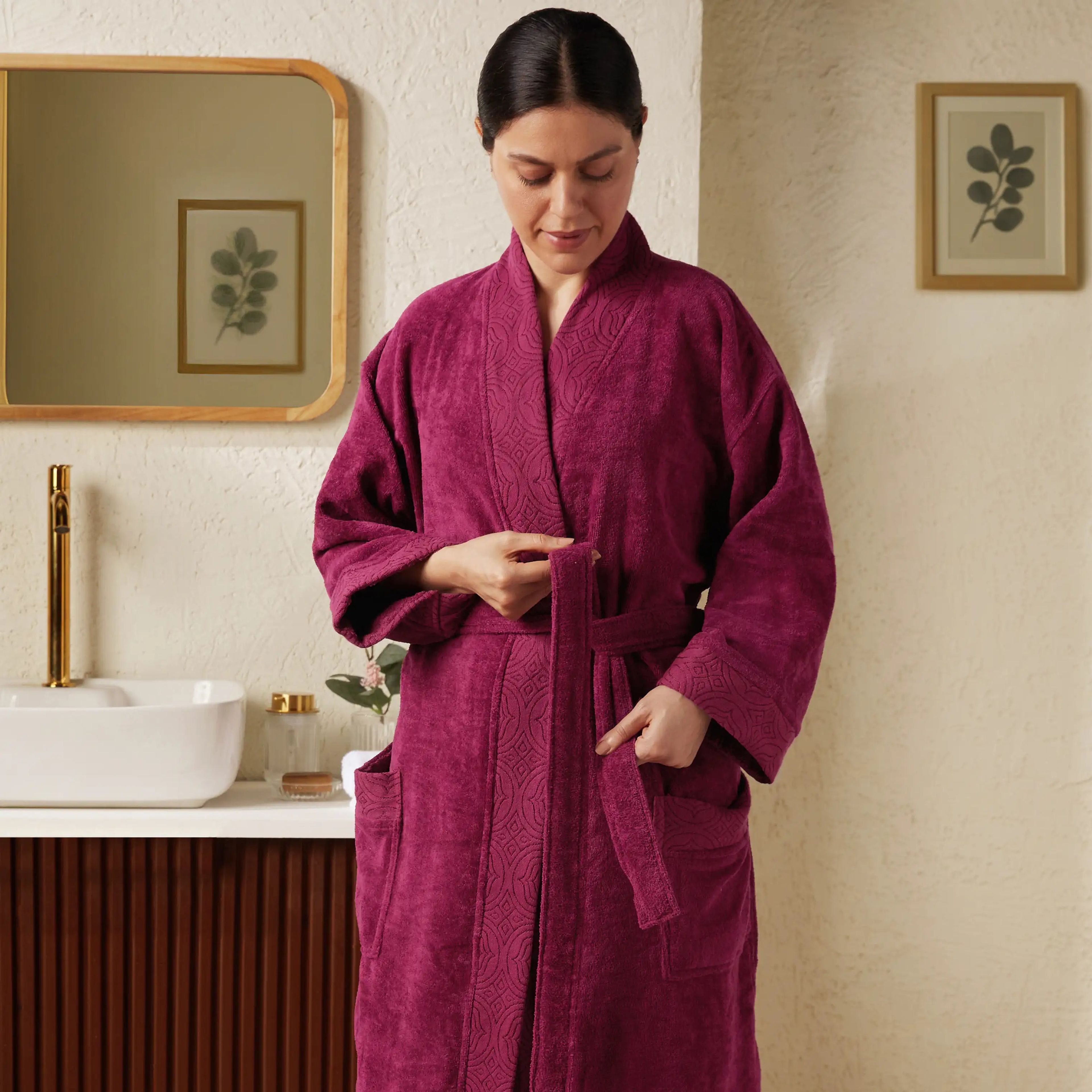 De Jacquard | Super Absorbent & Luxurious Bathrobe | With Decorative Jacquard Collar & Cuff