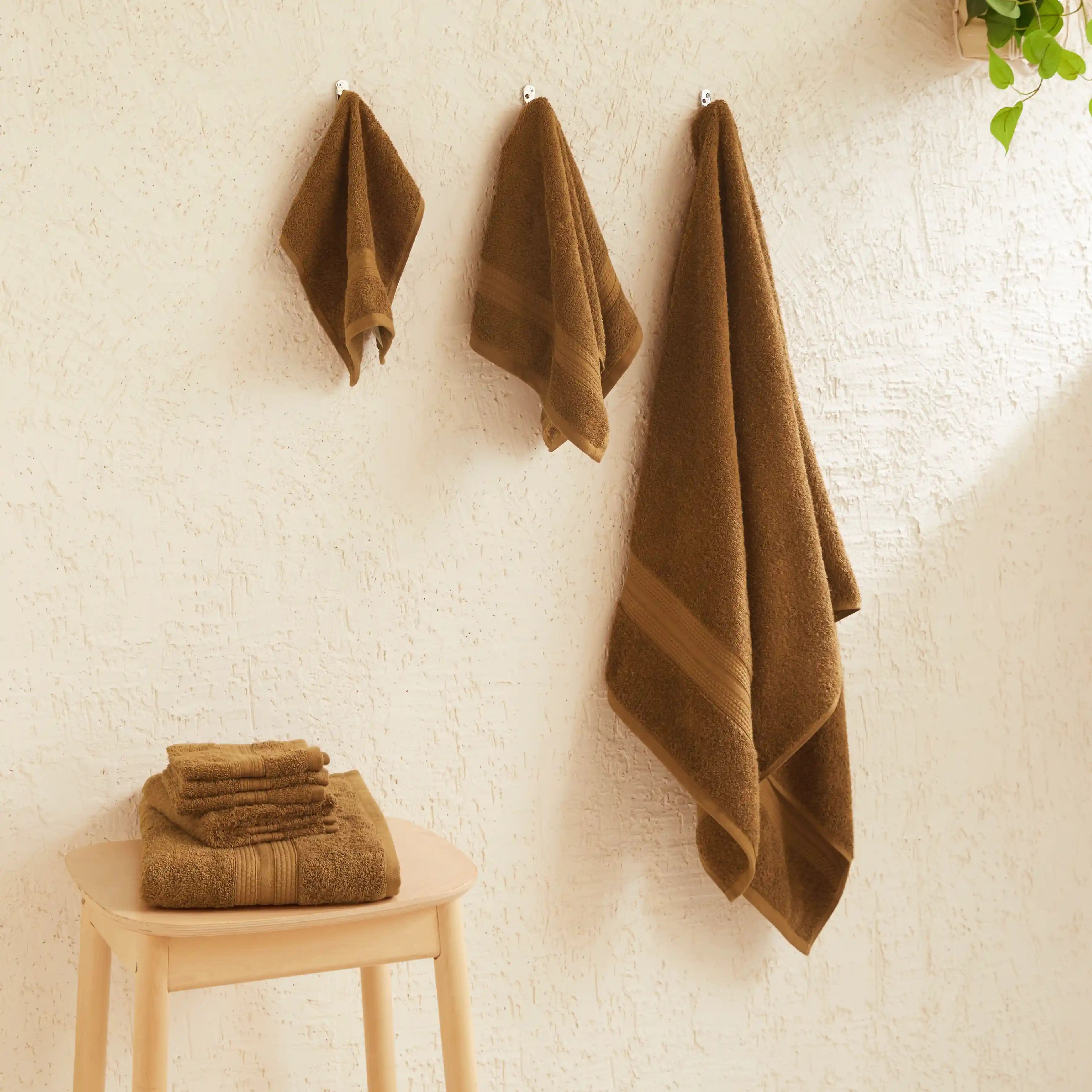 Paleto | Everyday Essentials Absorbent Ring Spun Cotton 8 Piece Terry Towel Set | Set of Bath, Hand & Face Towels