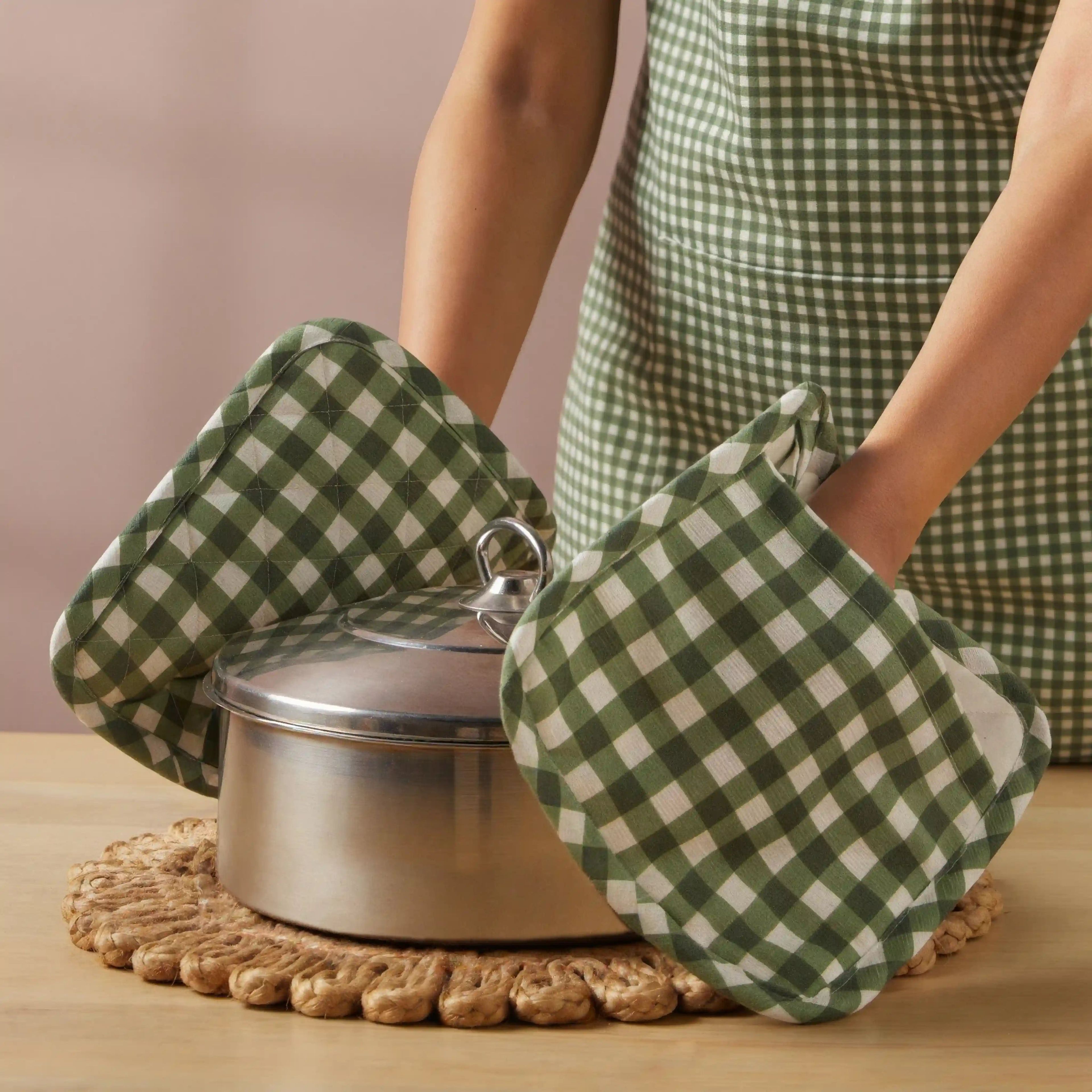 Nonna's Home | Tuscan Inspired Easy to Maintain Quilted Pot Holders | Designed for Protection | Set of 2