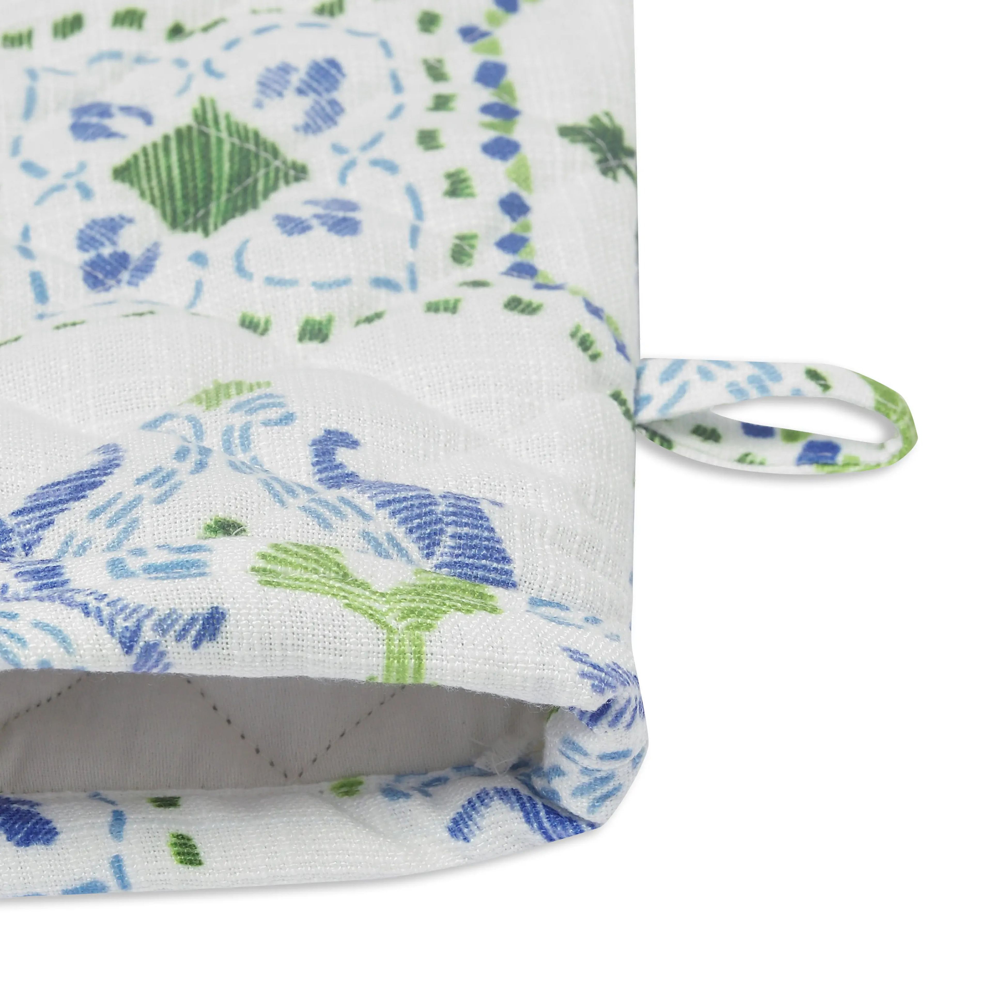 Nonna's Home | Tuscan Inspired Easy to Maintain Quilted Oven Mitts | Designed for Protection | Set of 2