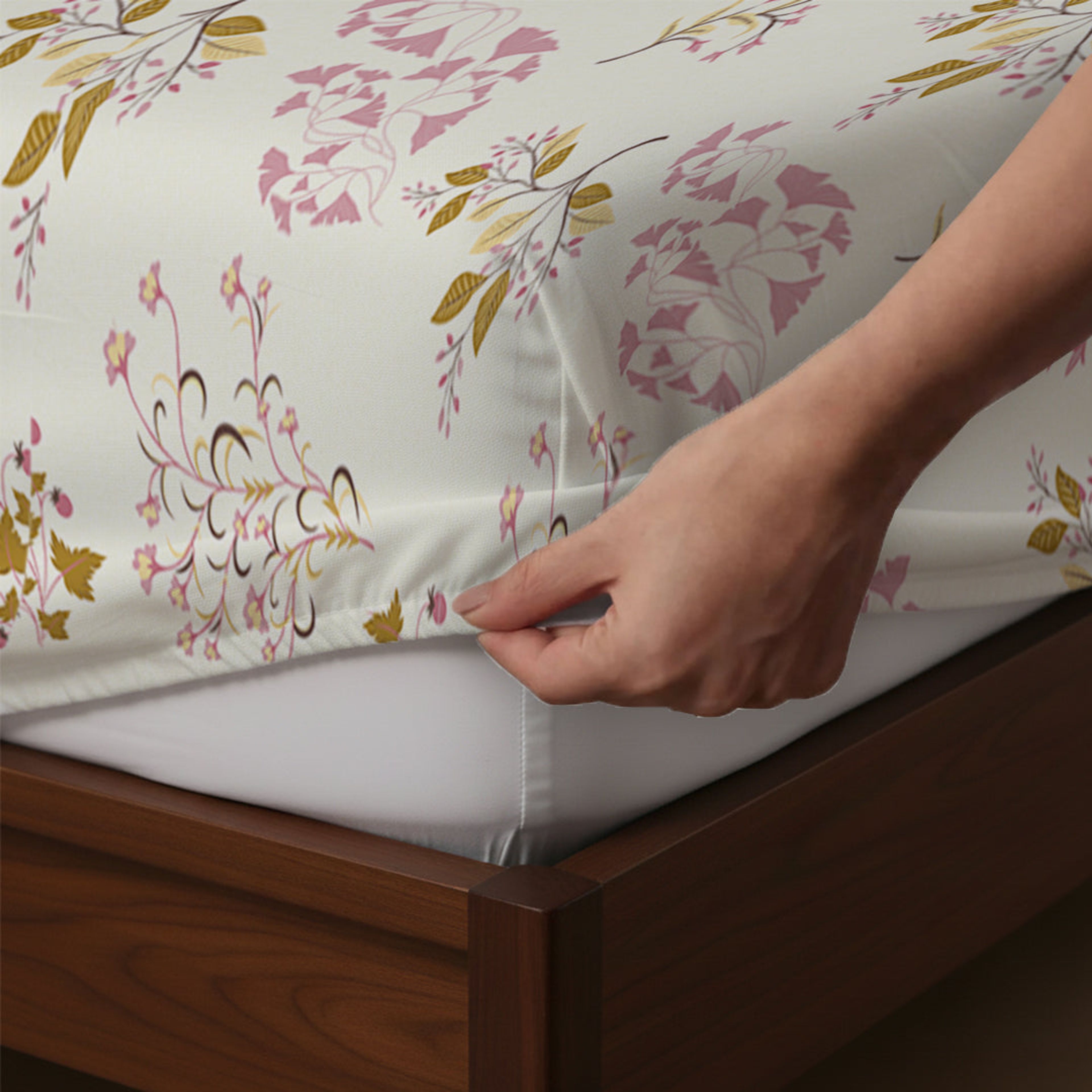 Serene Nest Printed Fitted Sheet Set