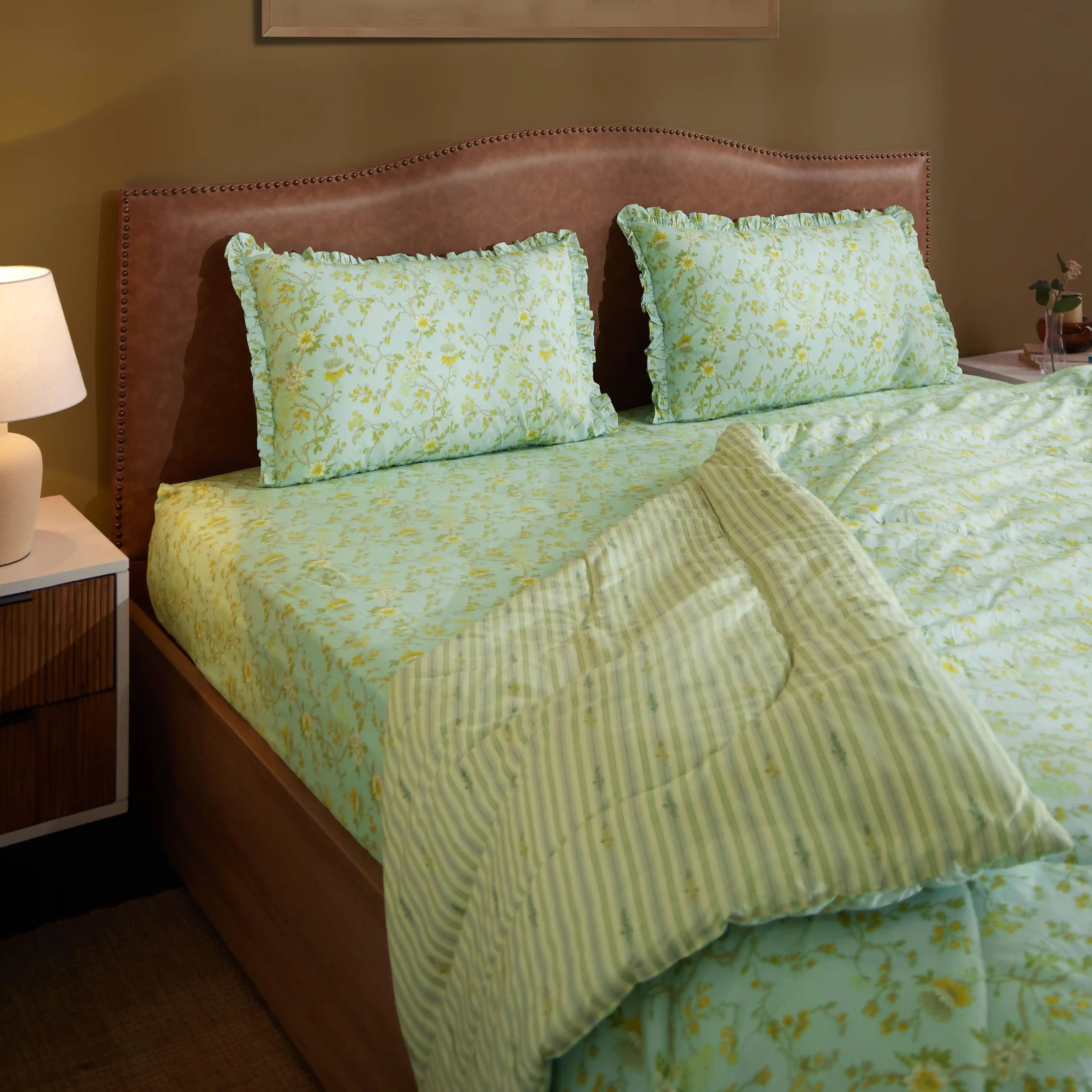 Bloomshire Luxe | Romantic Flora Printed 120GSM Reversible Comforter-Light Blue