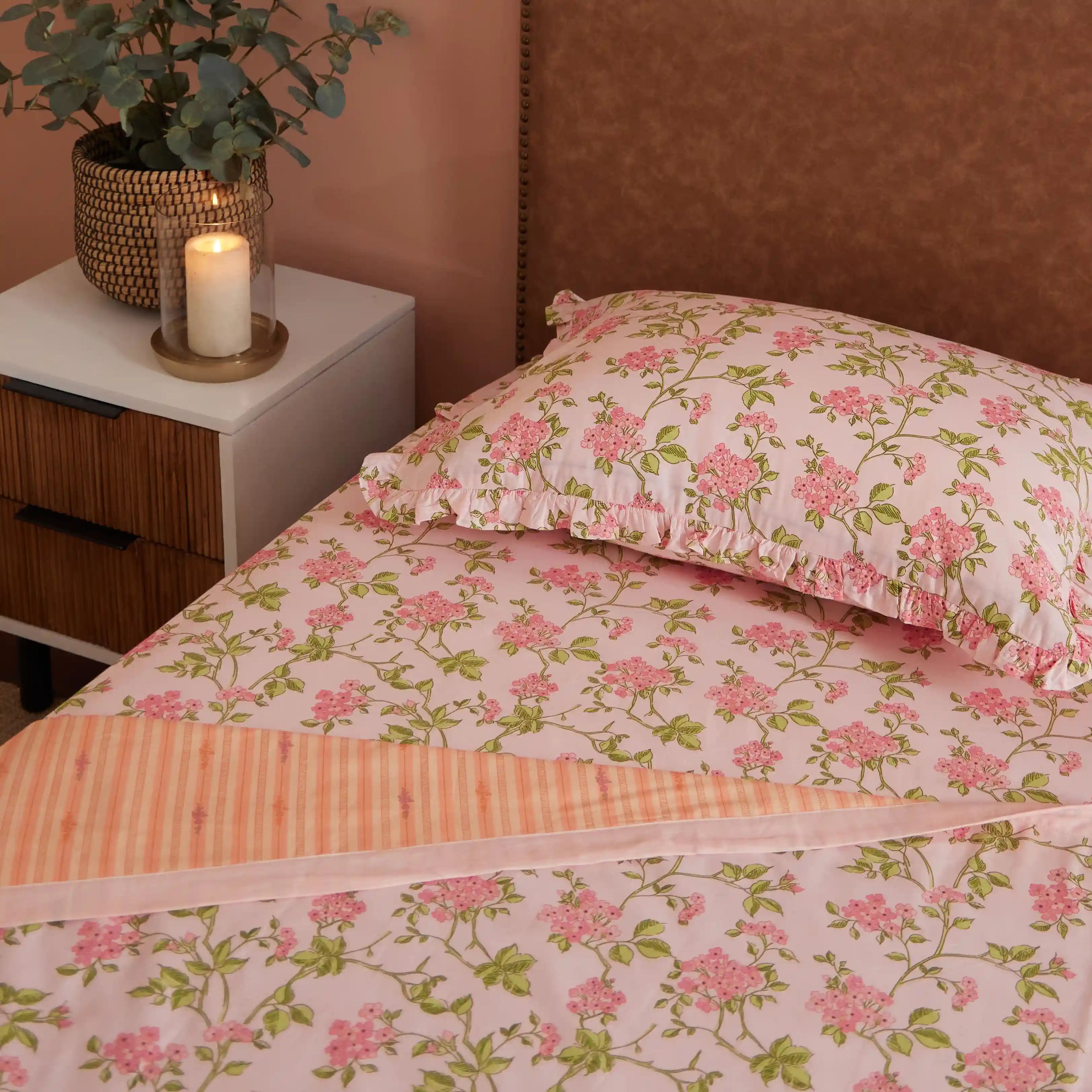 Bloomshire Luxe | Romantic Flora Printed Reversible Dohar with Super Soft Flannel Layering-Pink