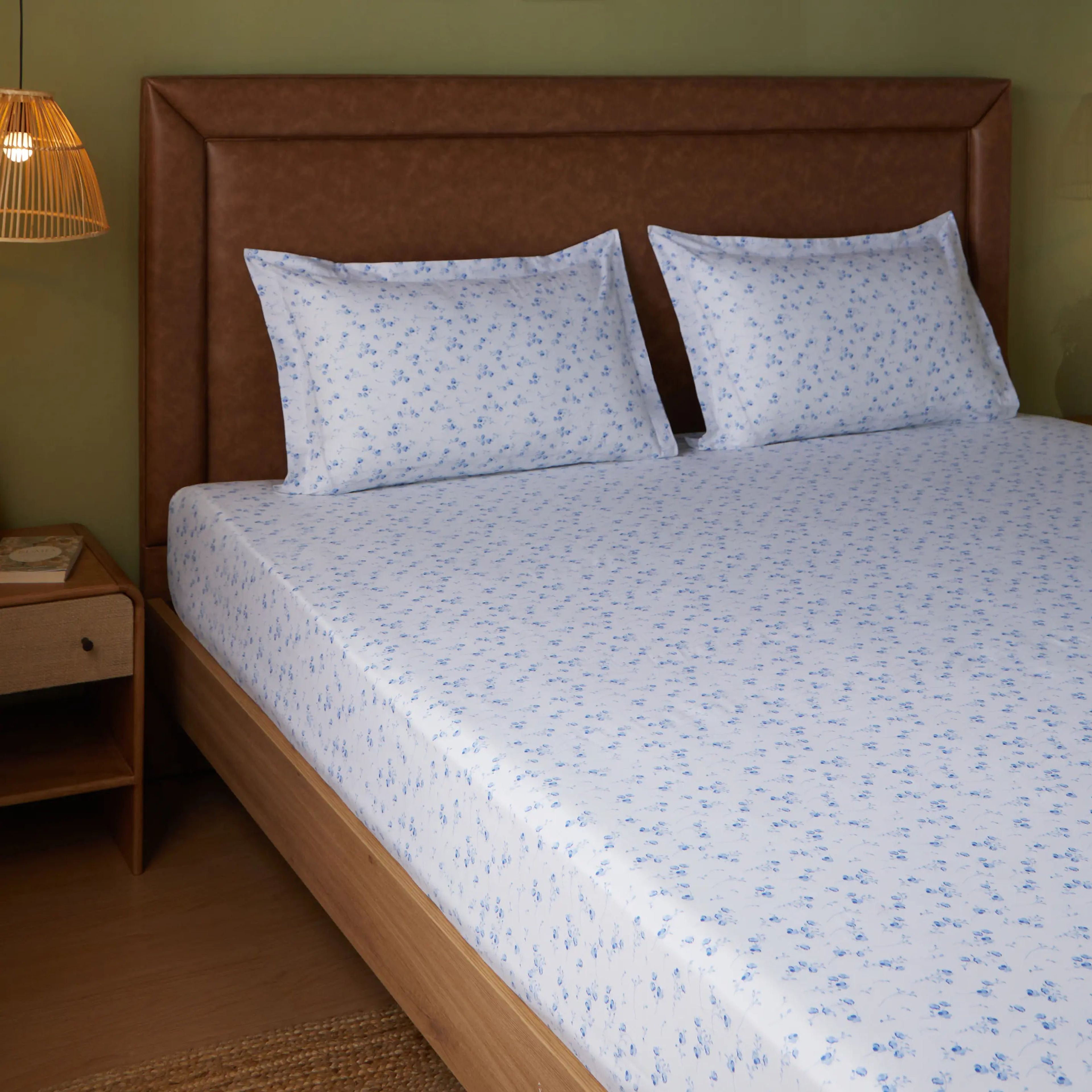 Bloomshire Classic | Everyday Charm Printed Cotton Fitted Sheet Set-Ocean Blue