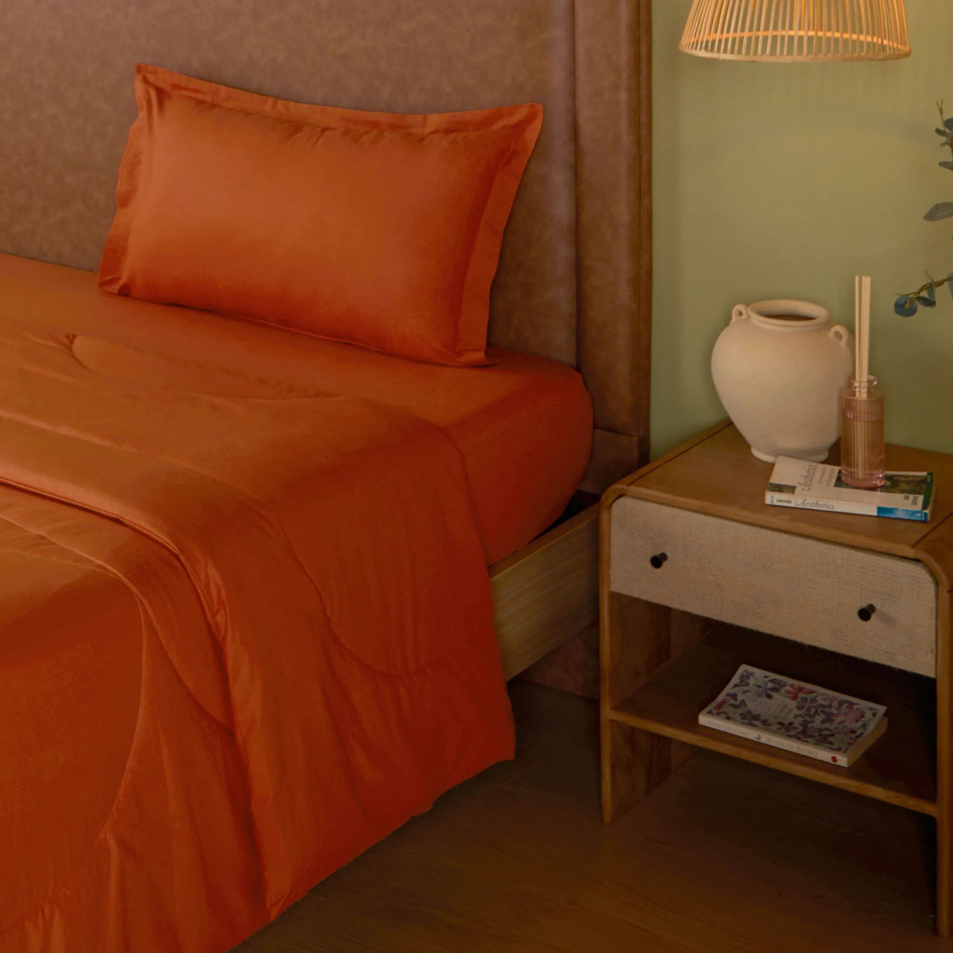 Paleto | Everyday Hues Cotton Solid Dyed 120GSM Comforter-Rust