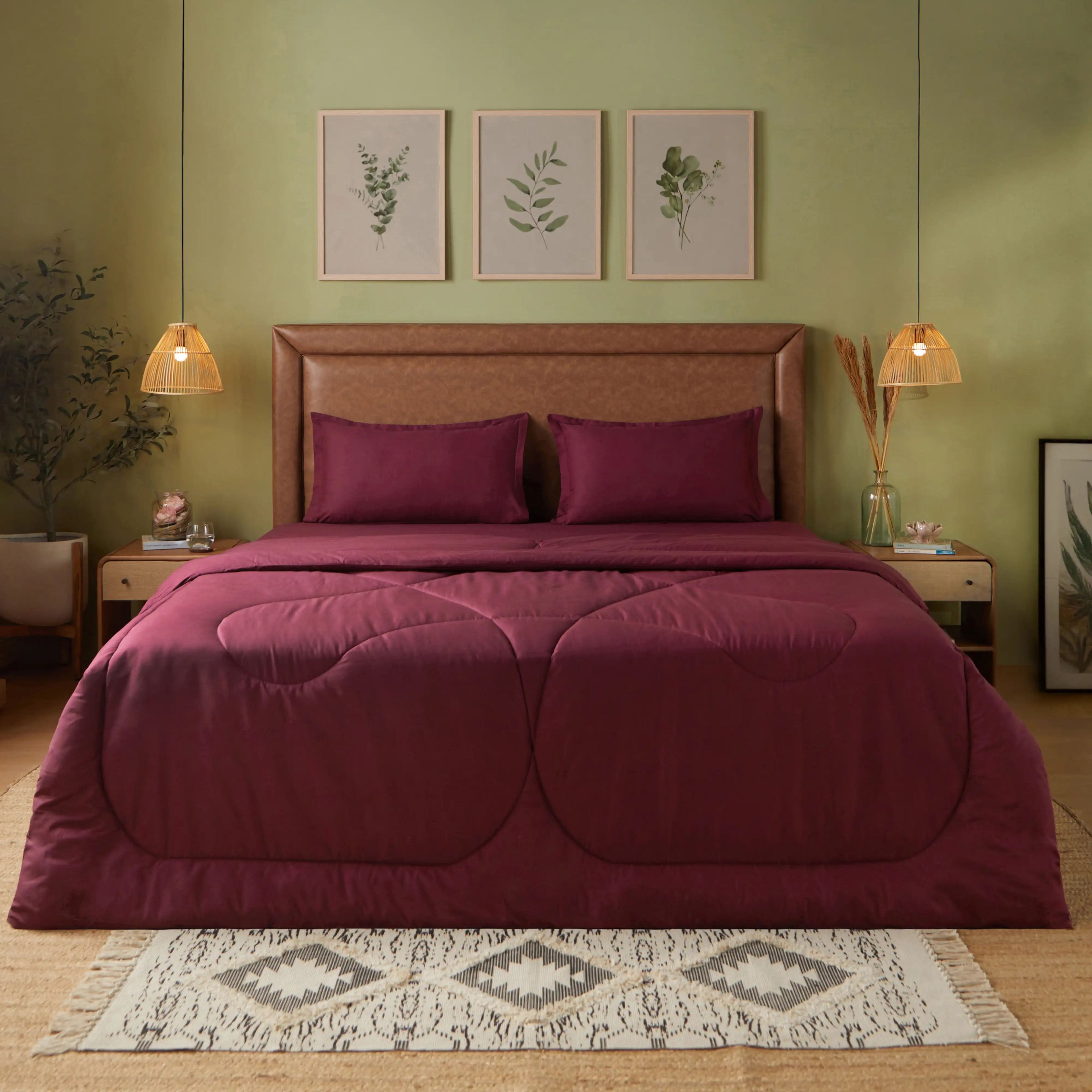 Paleto | Everyday Hues Cotton Solid Dyed 120GSM Comforter-Windsor Wine