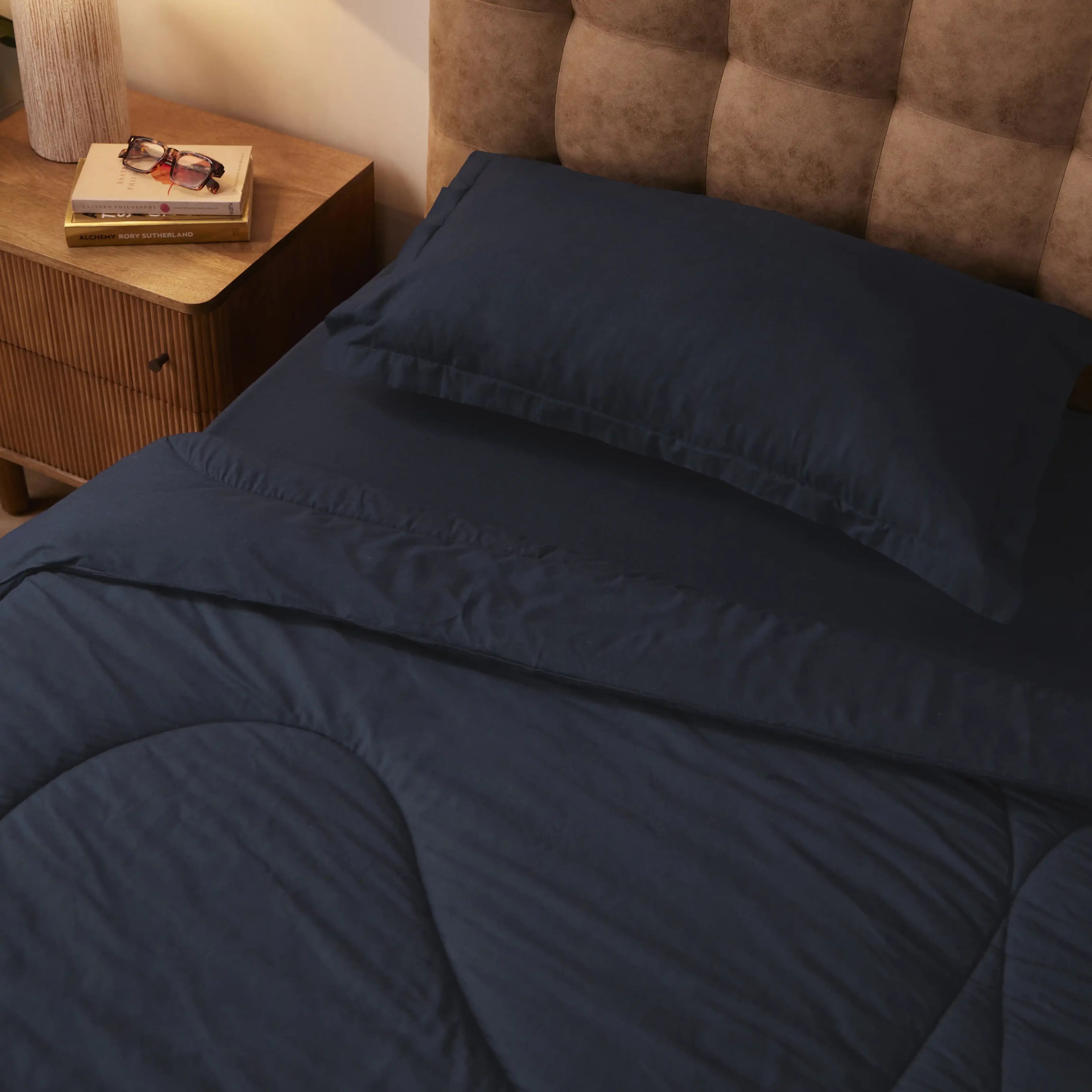 Paleto | Everyday Hues Cotton Solid Dyed 120GSM Comforter-Navy