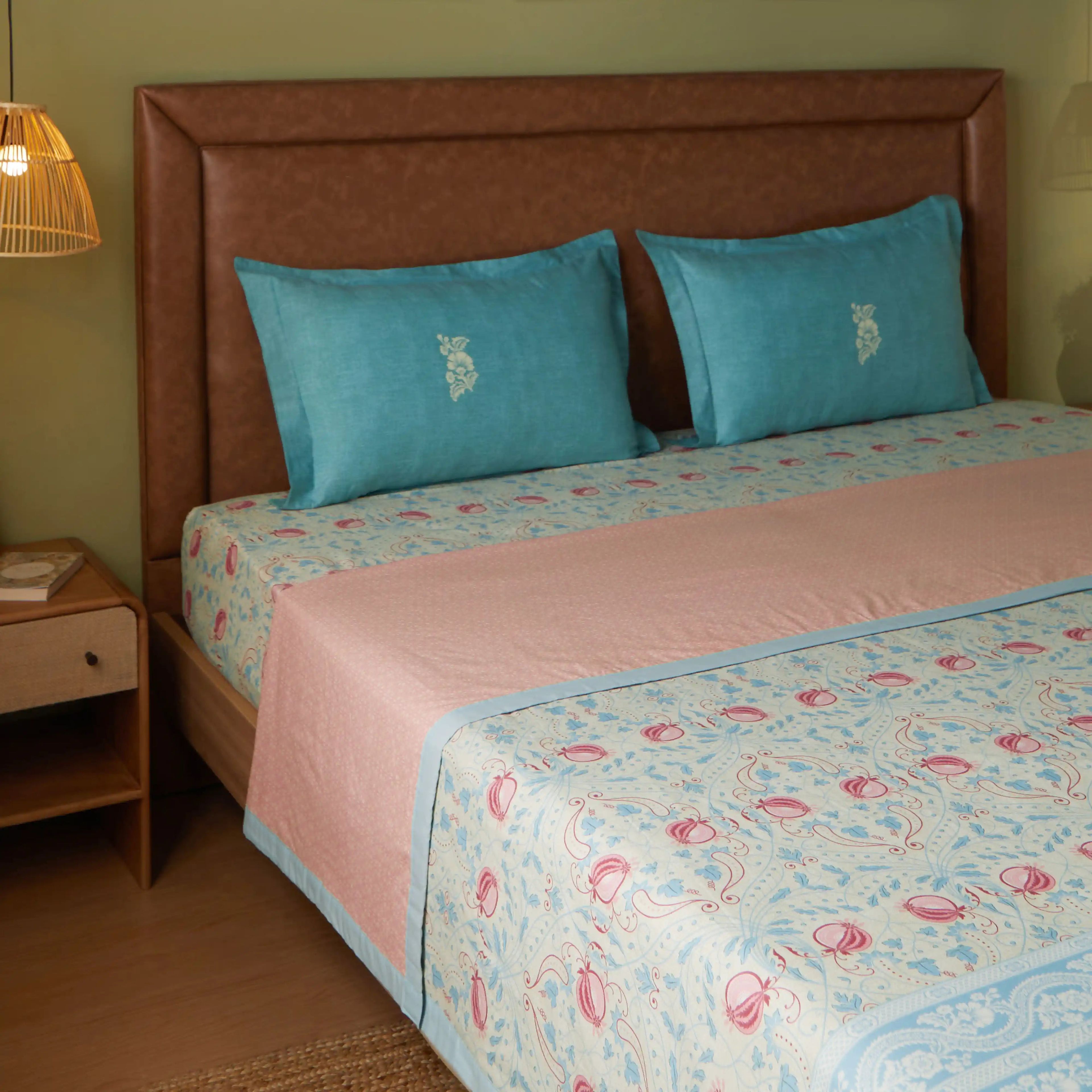 Chippa Lane | Contemporary Indian Print Design Coordinated Bedding Set | Set of Bedsheet & Dohar-Light Blue