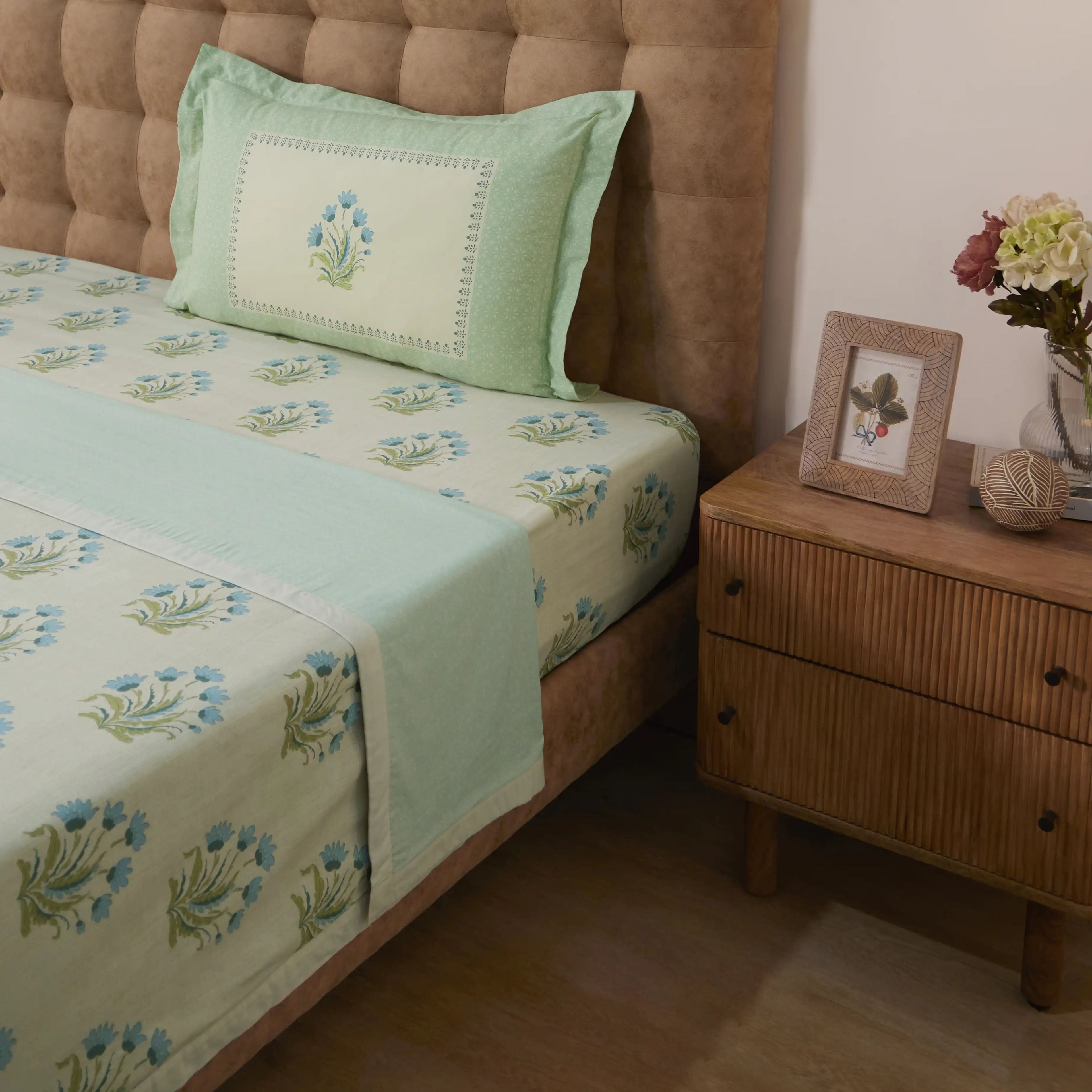 Chippa Lane | Contemporary Indian Print Design Reversible Dohar with Super Soft Flannel Layering-Indian Sage