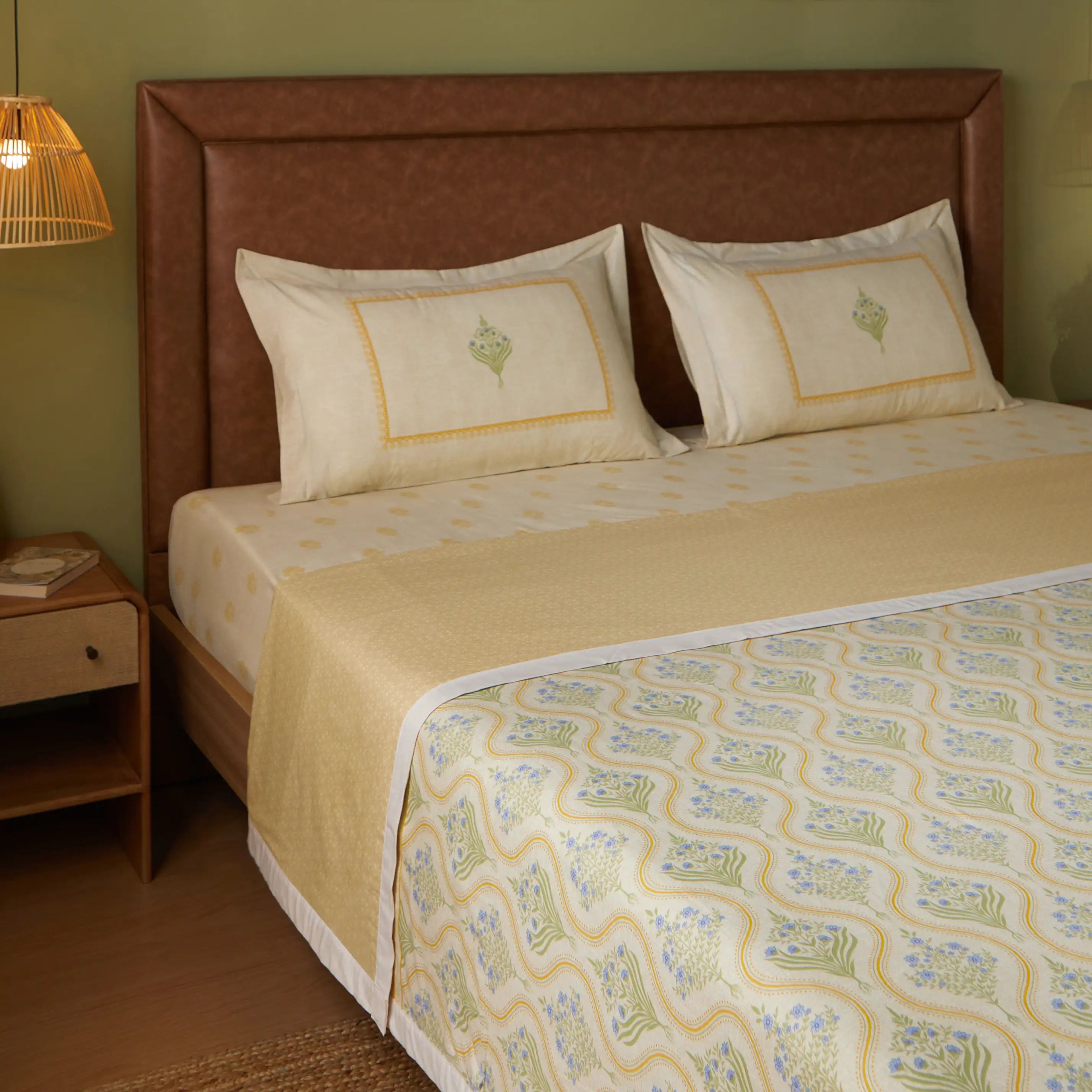 Chippa Lane | Contemporary Indian Print Design Reversible Dohar with Super Soft Flannel Layering-Mustard