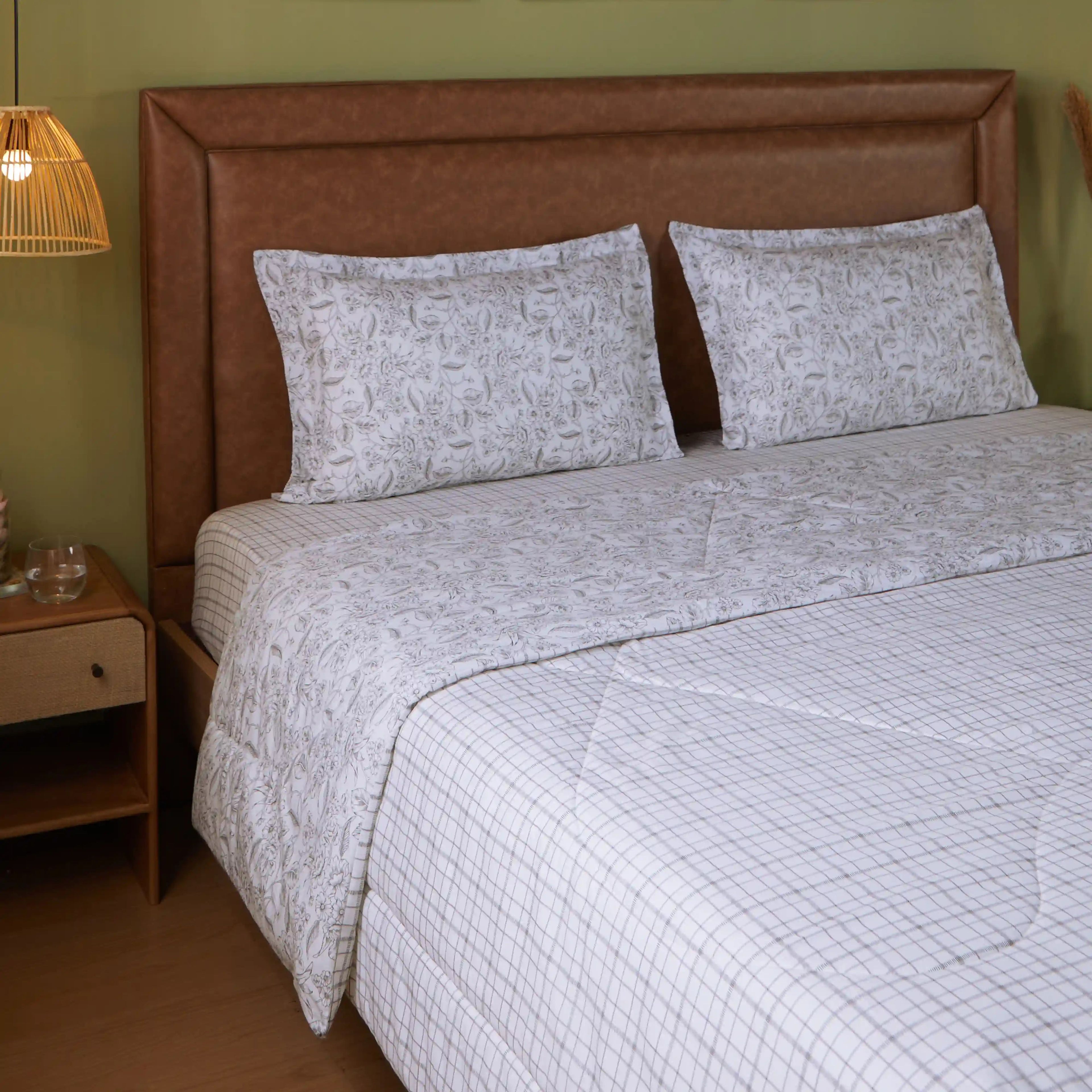 Mishella | Mix & Match Printed Coordinated Bedding Set | Set of Bedsheet & Comforter - Charcoal Checks