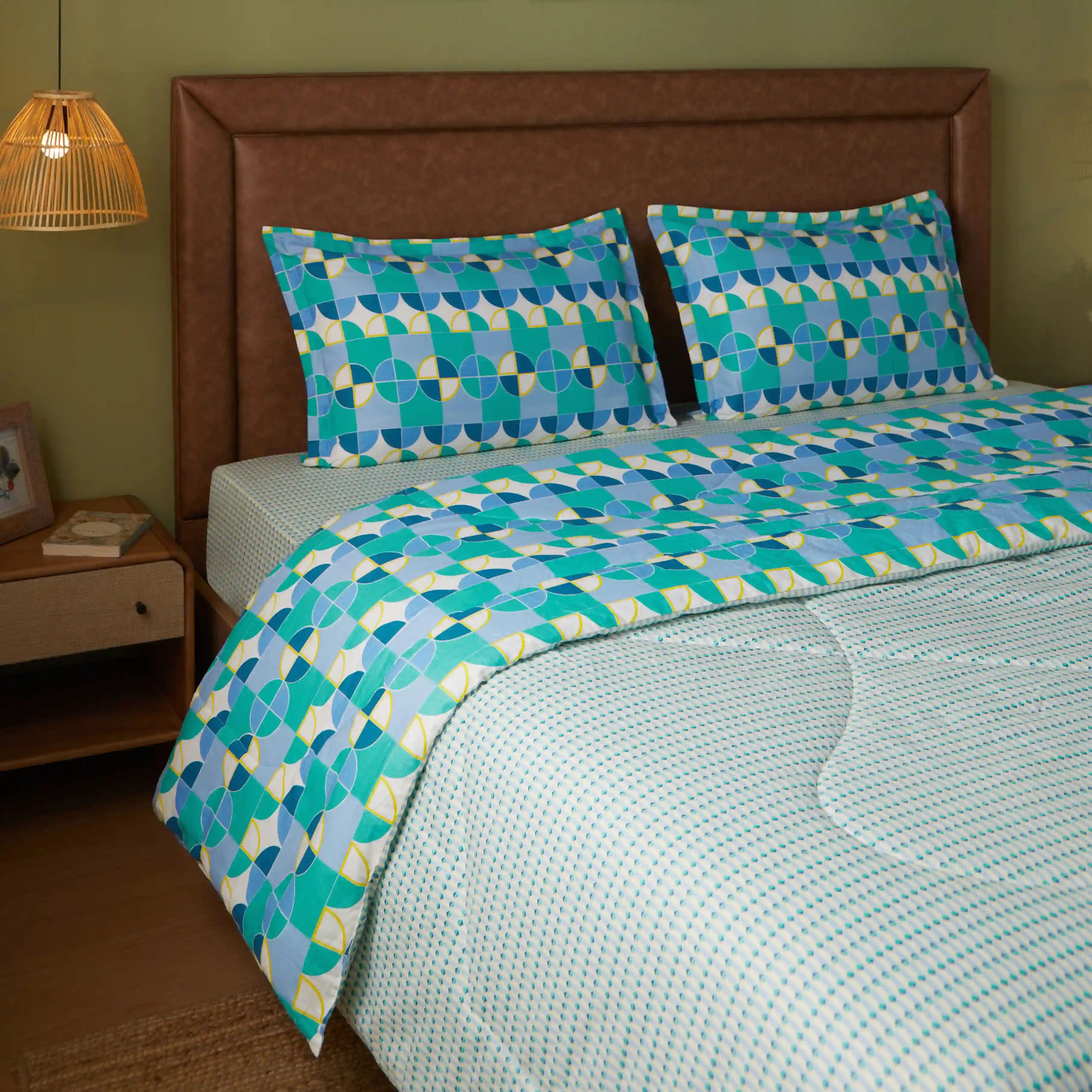 Mishella | Mix & Match Printed Coordinated Bedding Set | Set of Bedsheet & Comforter - Kaleido Teal