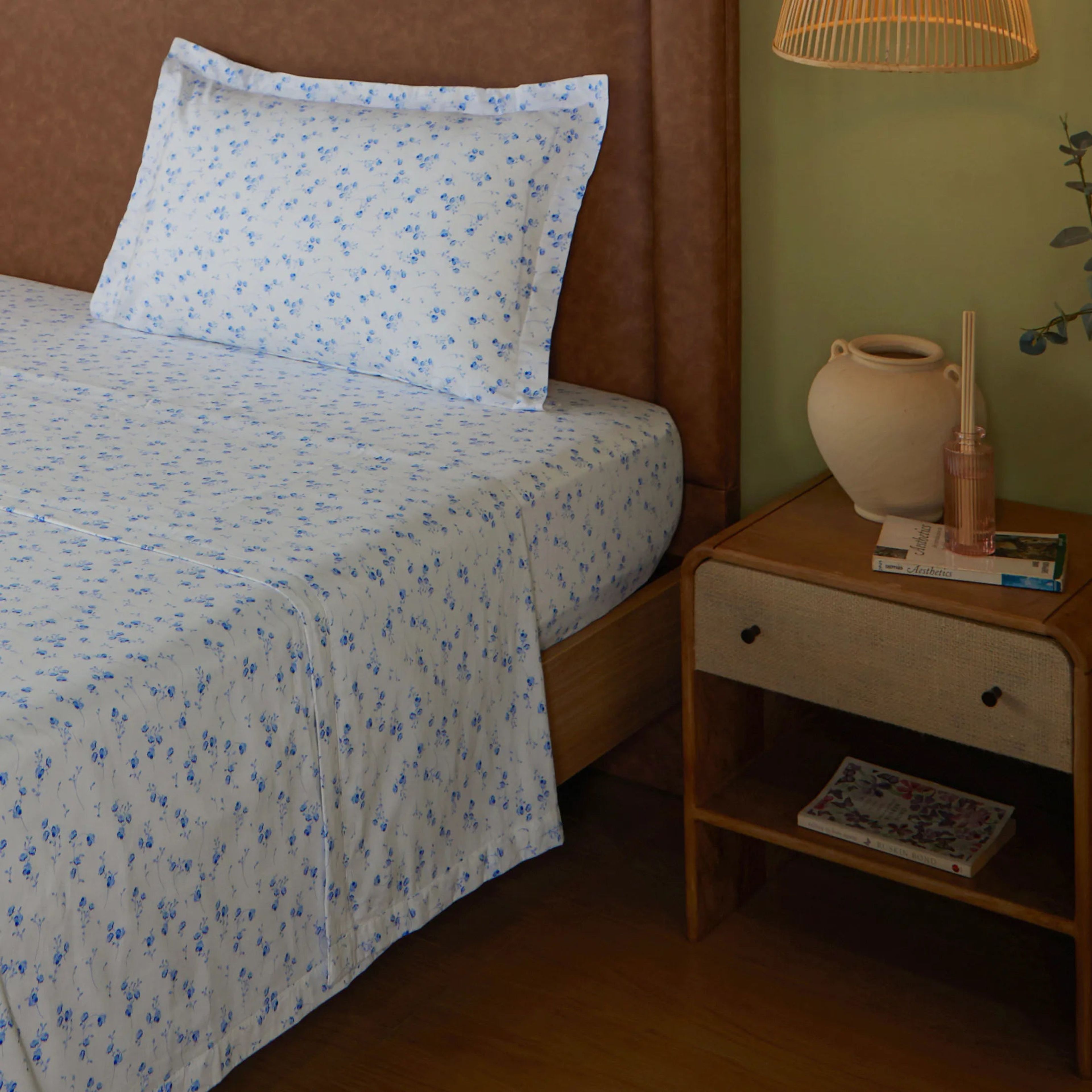 Bloomshire Classic | Everyday Charm Printed Reversible Dohar with Super Soft Flannel Layering-Blue