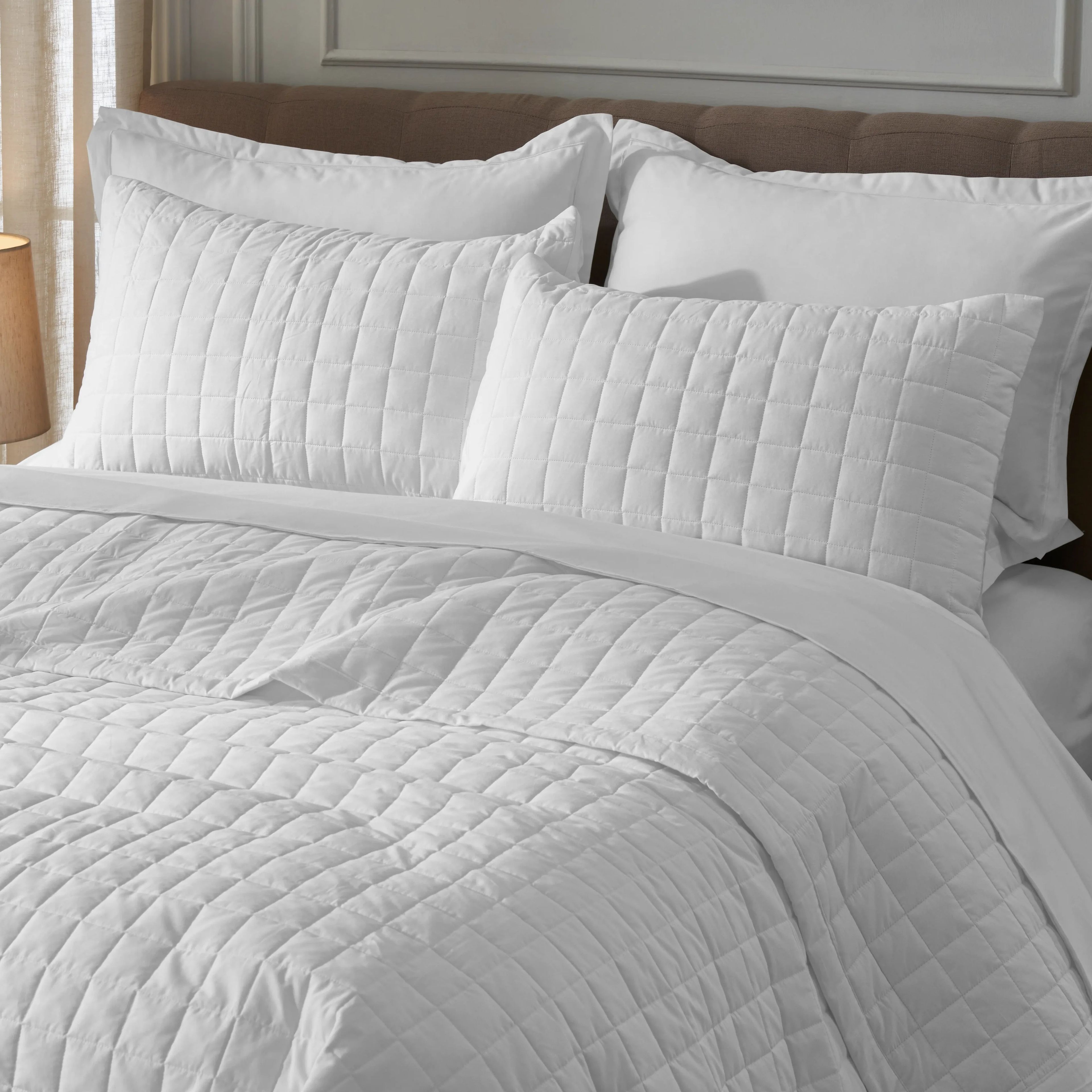 Nuvola | Luxurious Solid Dyed Box Quilted Cotton Bedcover Set