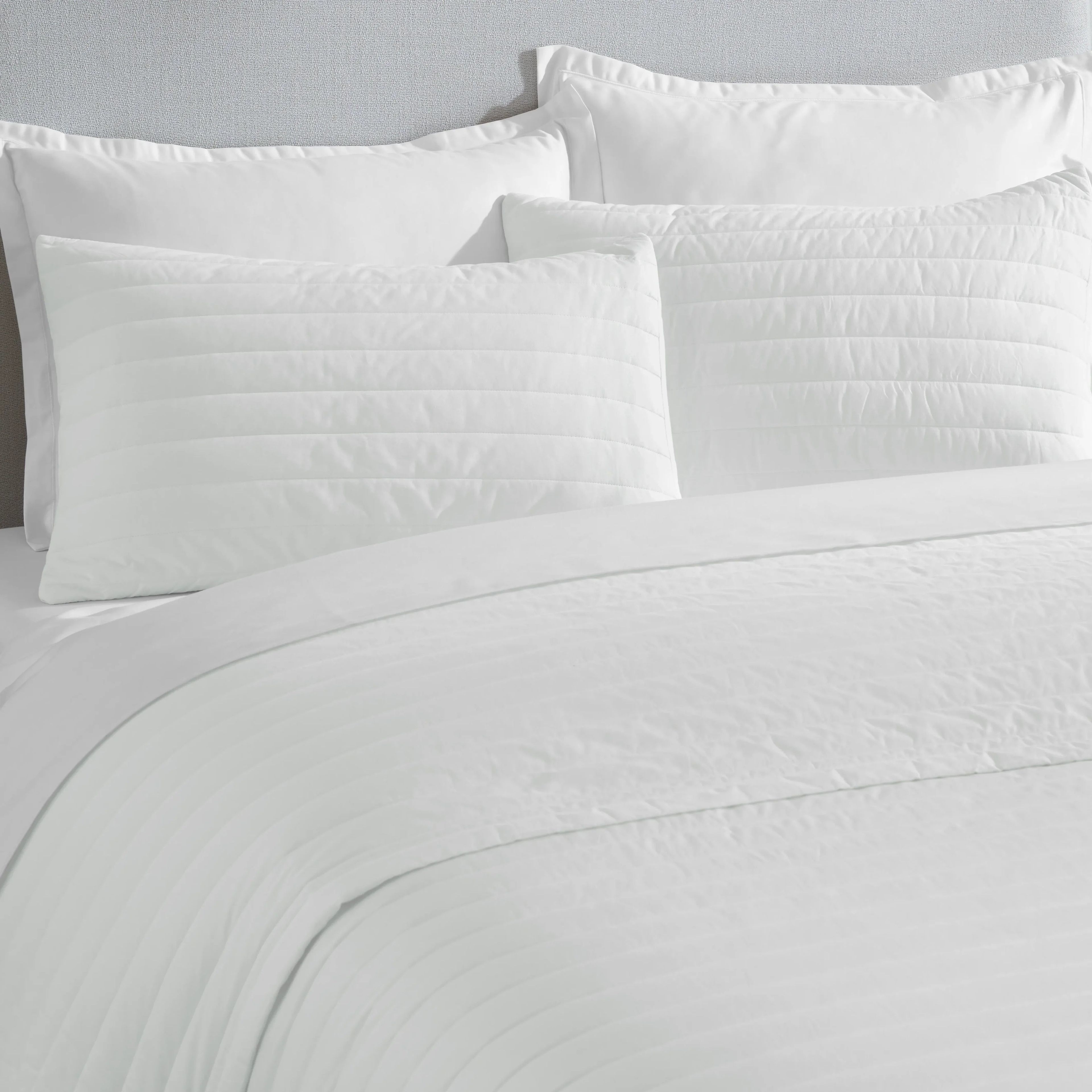 Nuvola | Luxurious Solid Dyed Straight Quilted Cotton Bedcover Set