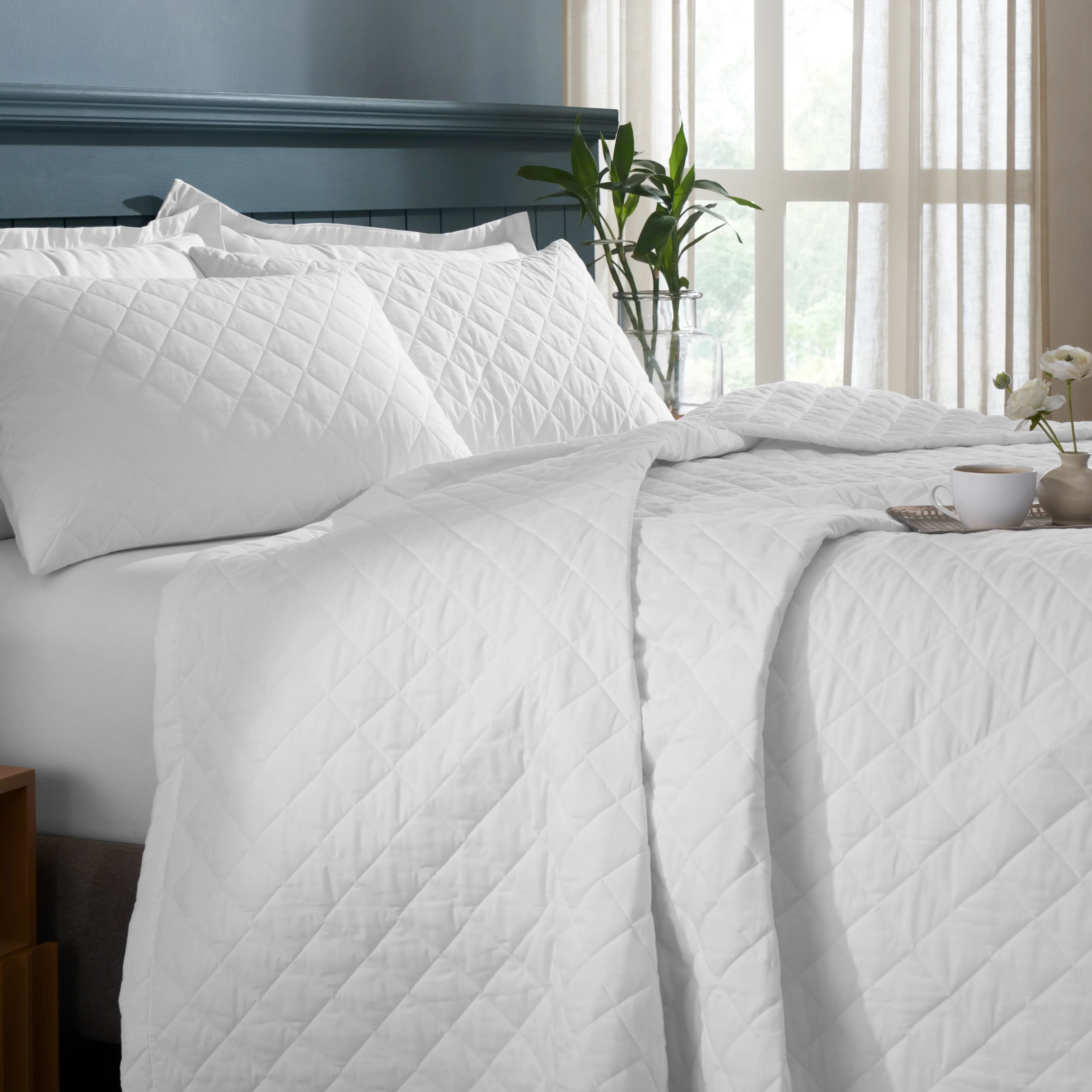 Nuvola | Luxurious Solid Dyed Diamond Quilted Cotton Bedcover Set