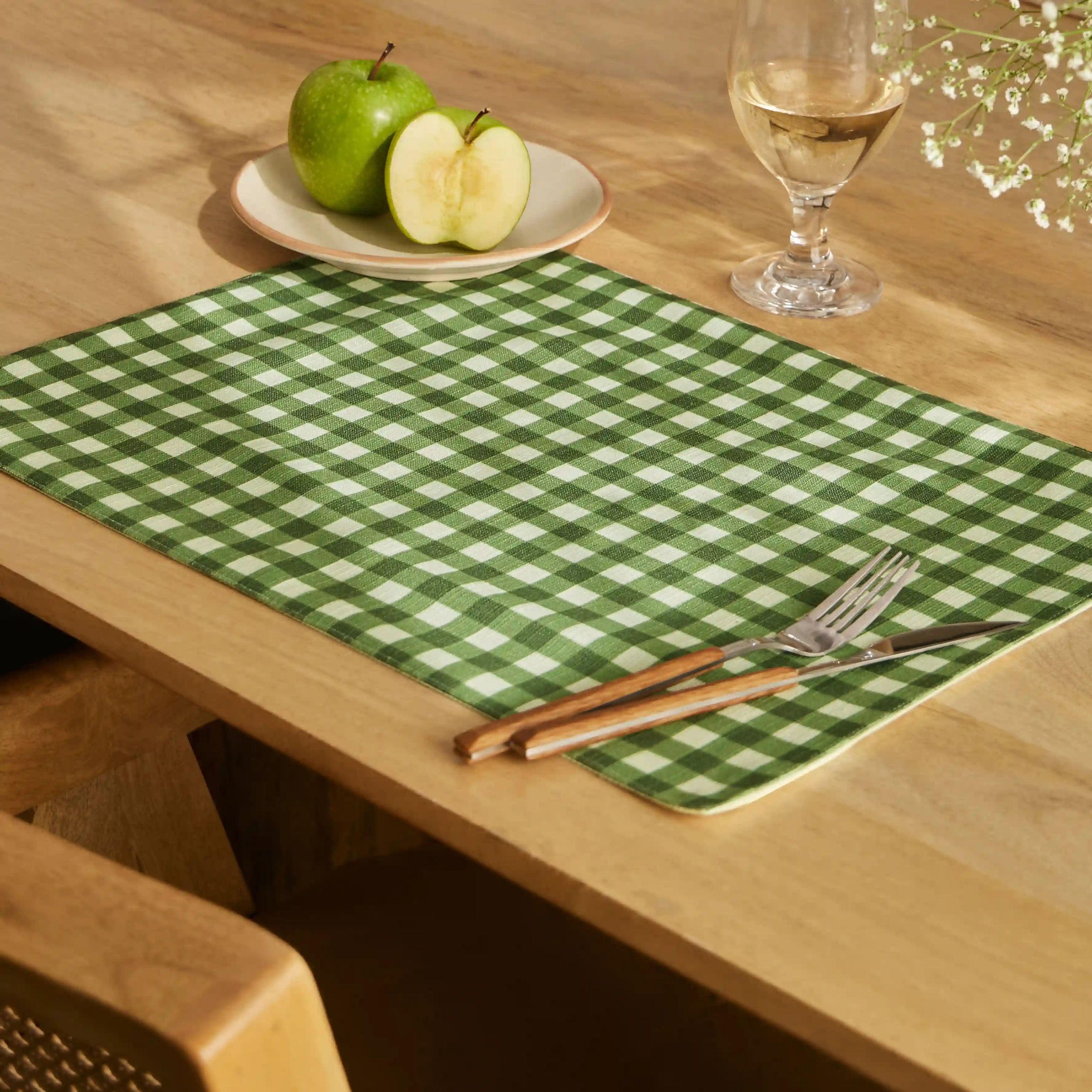 Nonna's Home | Tuscan Inspired Easy to Maintain Table Mat | Set of 4 & 6