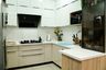 L-Shaped Kitchen Design with Quartz Countertop and High Gloss Finish